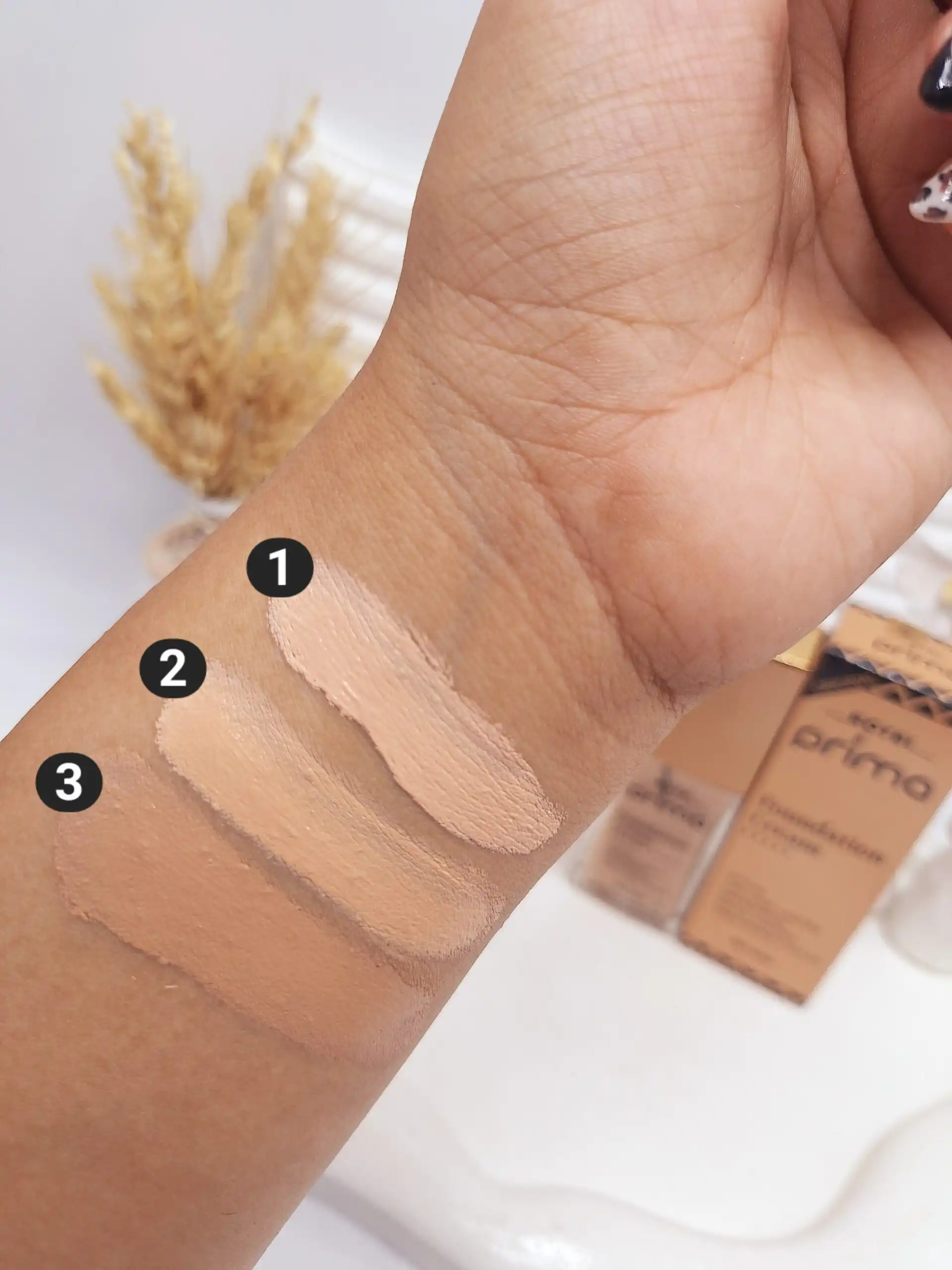 کرم گریم شیشه ای رویال پریما کاور دهی عالی و سبک 24 ساعته کد 8897