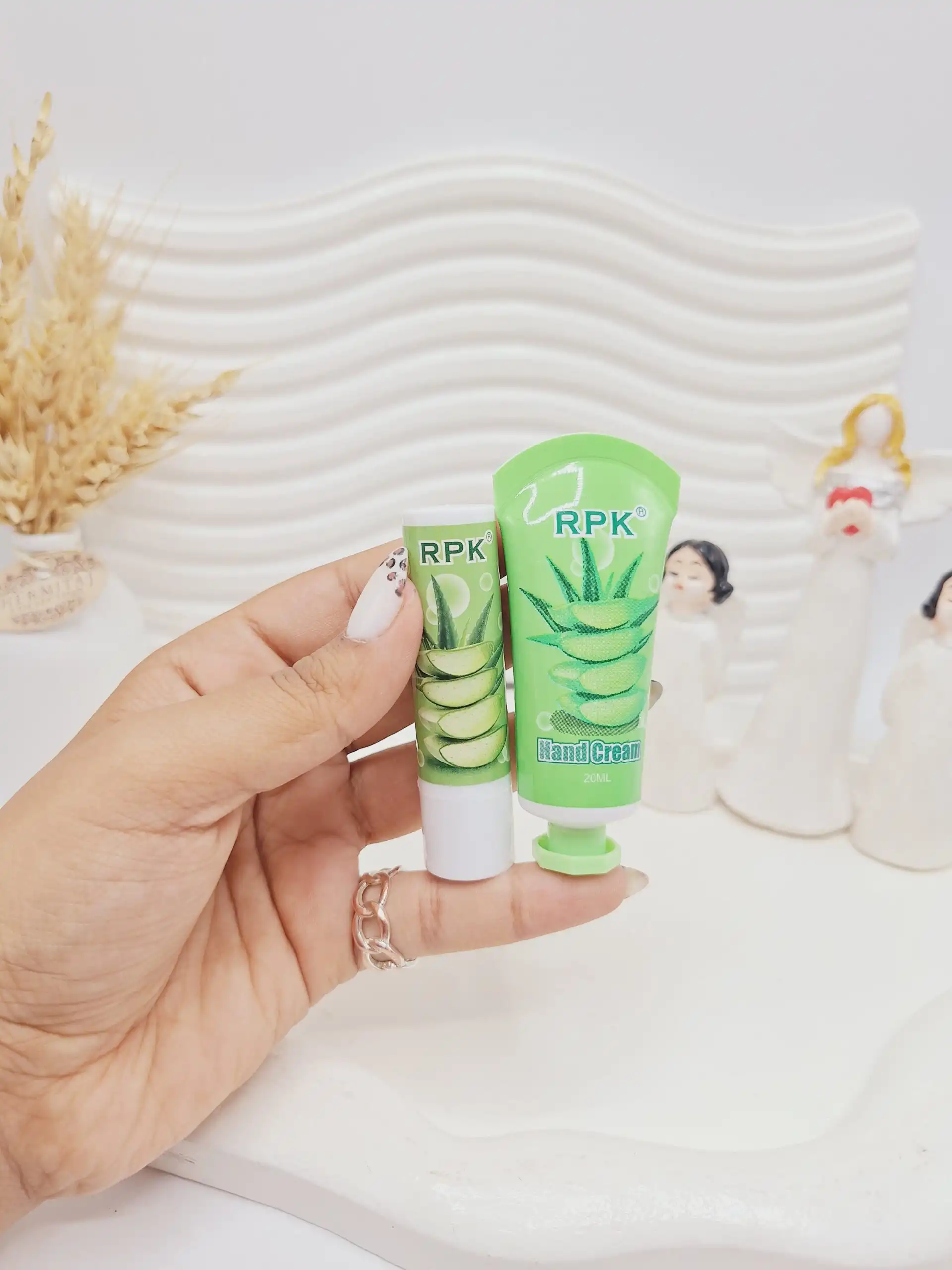 پک کرم دست و بالم لب از برند RPK رایحه آلوئه ورا کد 1476