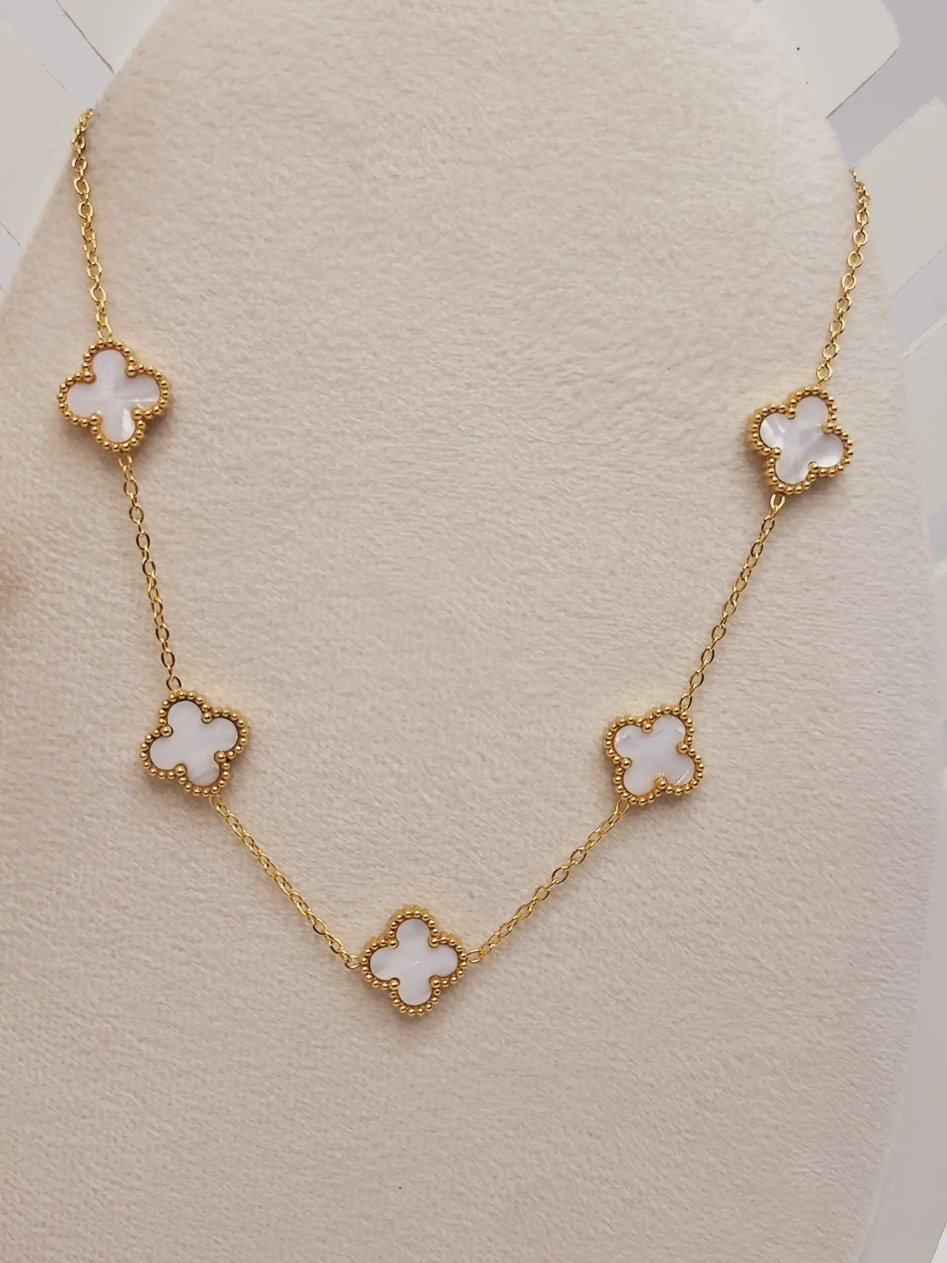 گردنبند پرطرفدار ون کلیف (سفید طلایی)