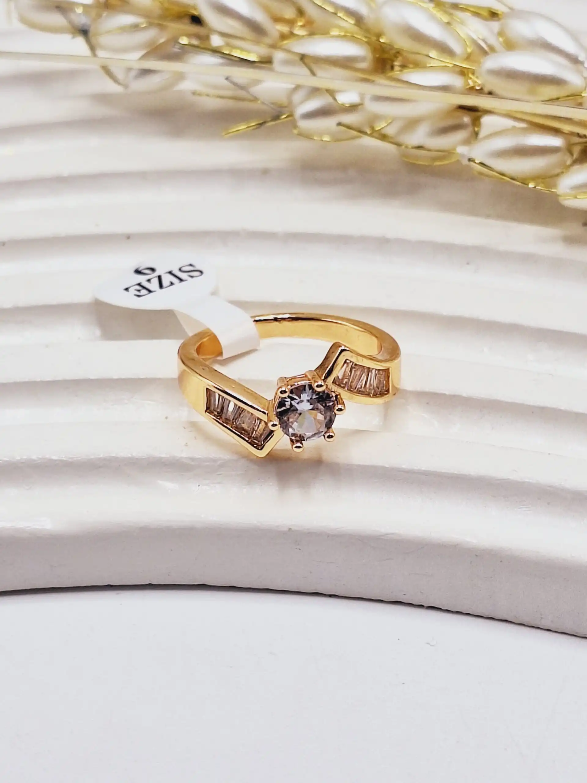 انگشتر نامزدی تک نگین آبکاری برنجی