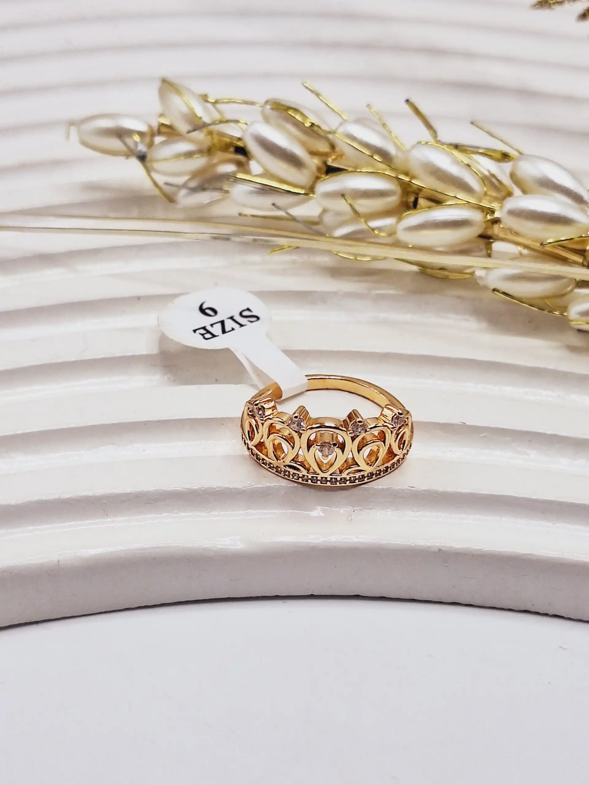 انگشتر طرح تاج پرنسسی طلایی آبکاری برنجی