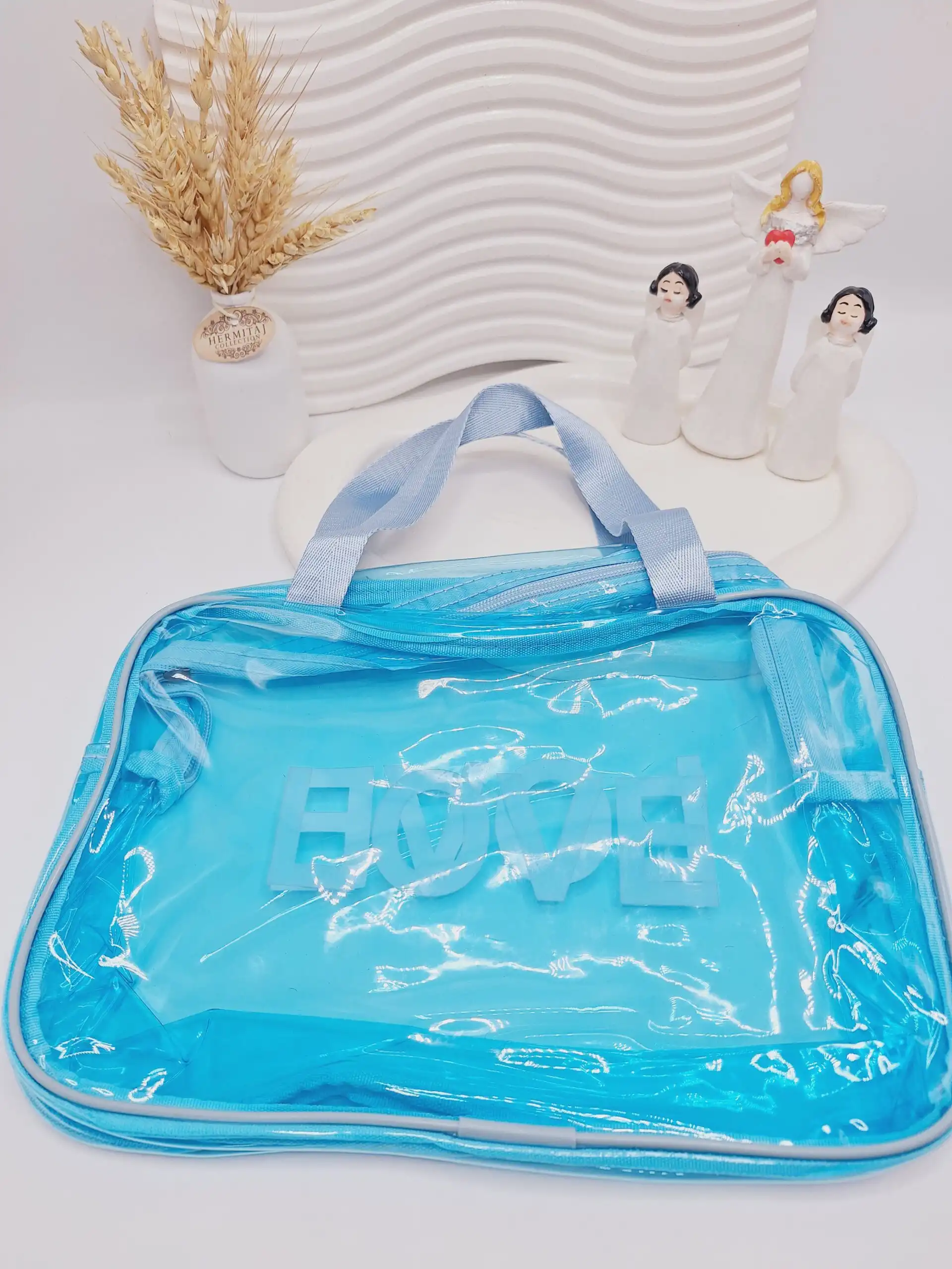 کیف لوازم آرایشی سایز بزرگ مدل LOVE (رنگ آبی)