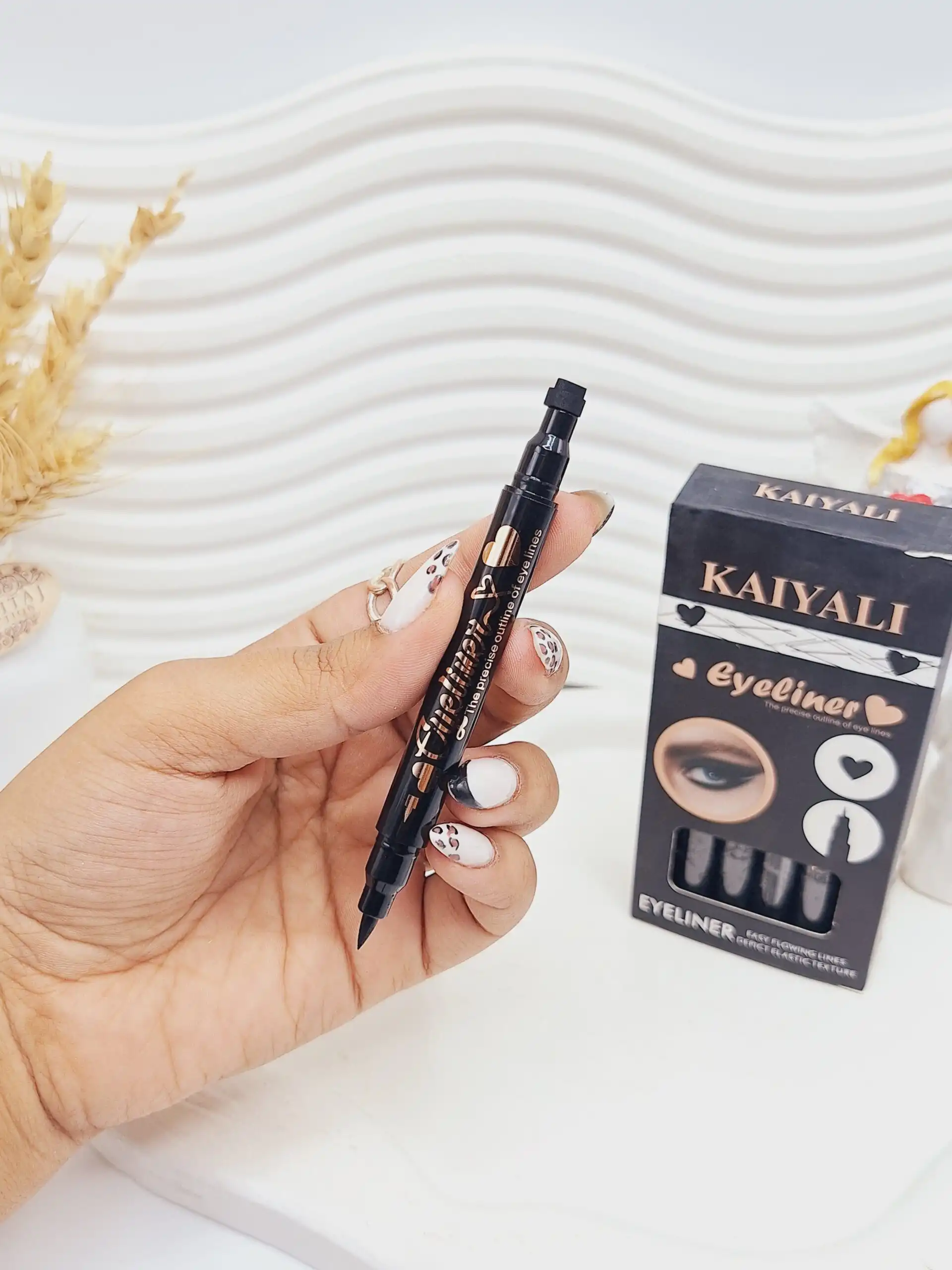 خط چشم دو طرفه استامپی طرح قلب KAIYALI کد 9639