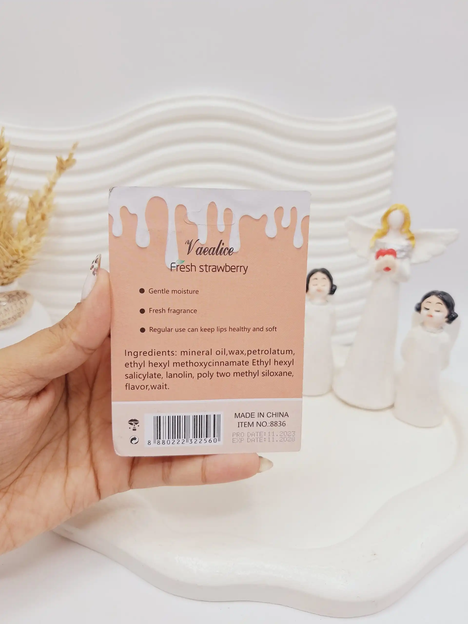 بالم لب انار Vaealice کد 2560