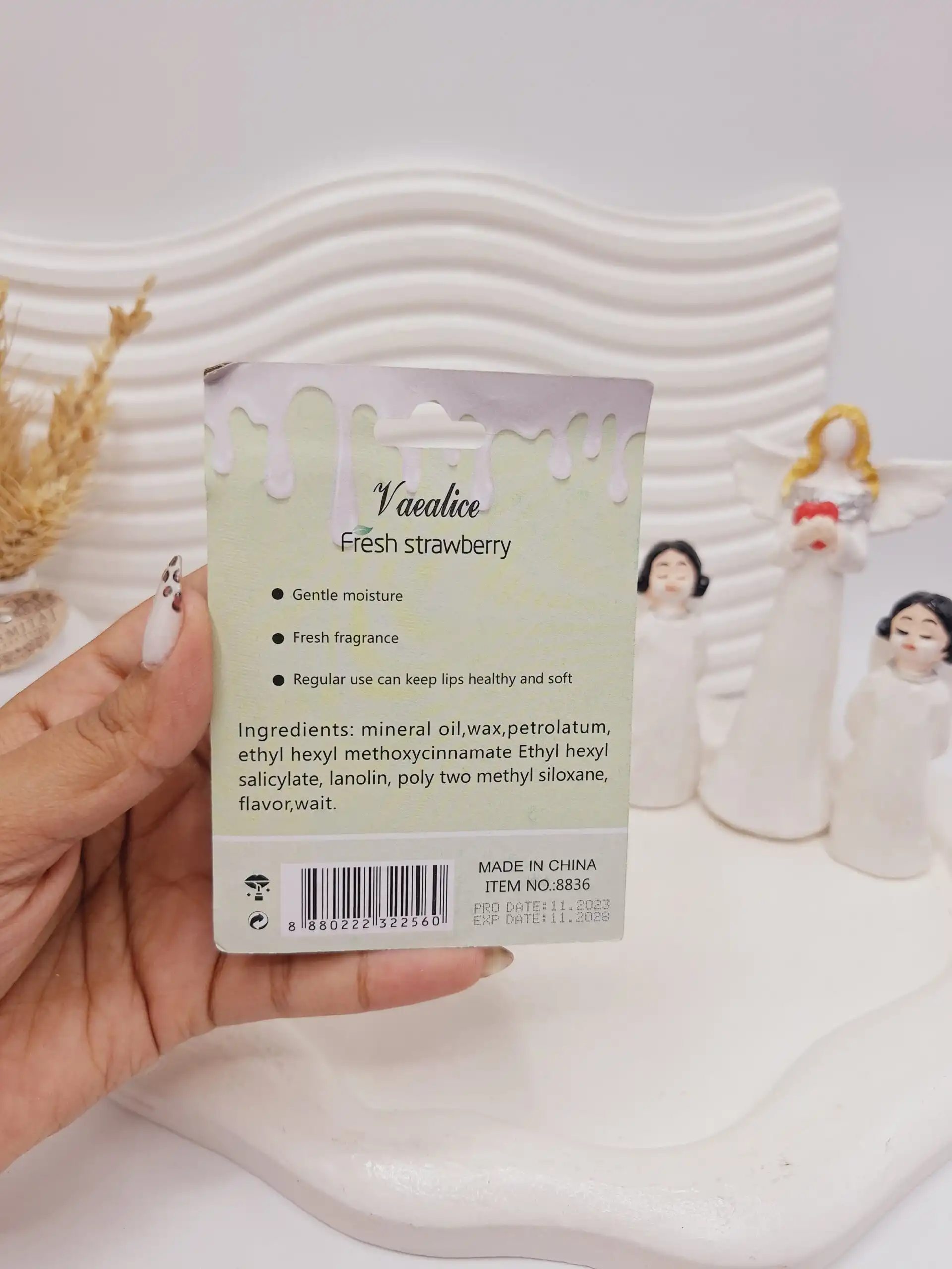 بالم لب آووکادو Vaealice کد 2560