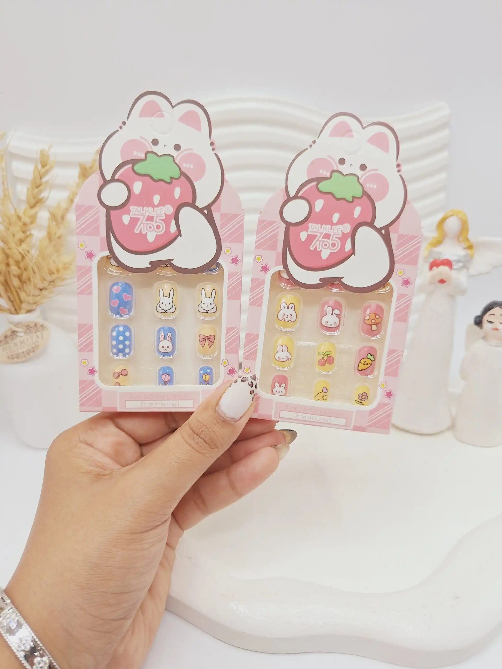 پک ناخن مصنوعی بچگانه طرح خرس توت فرنگی کد 9991