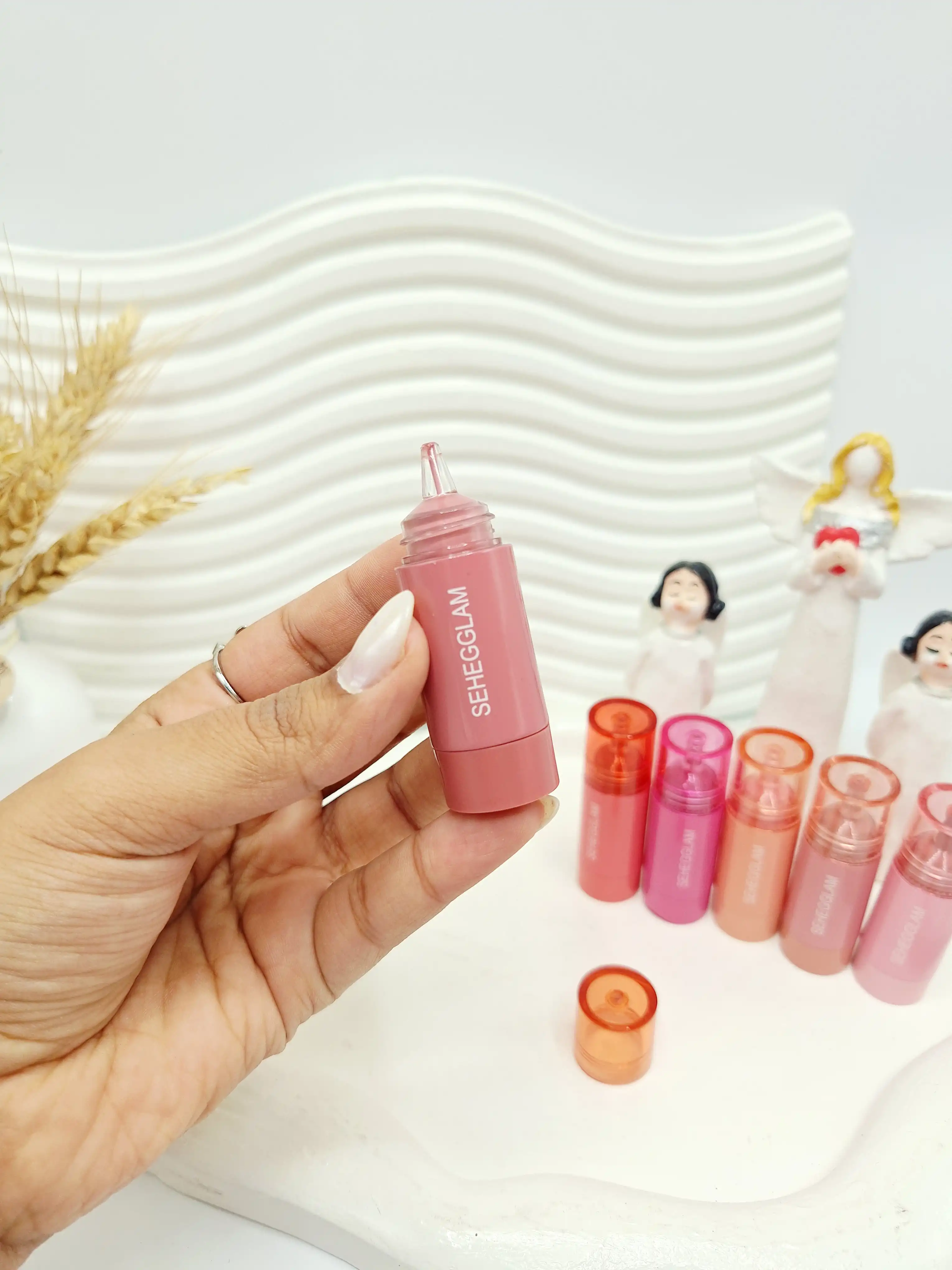 رژگونه مایع پینترستی دکمه ای برند شیگلم SEHEGGLAM کد 1137