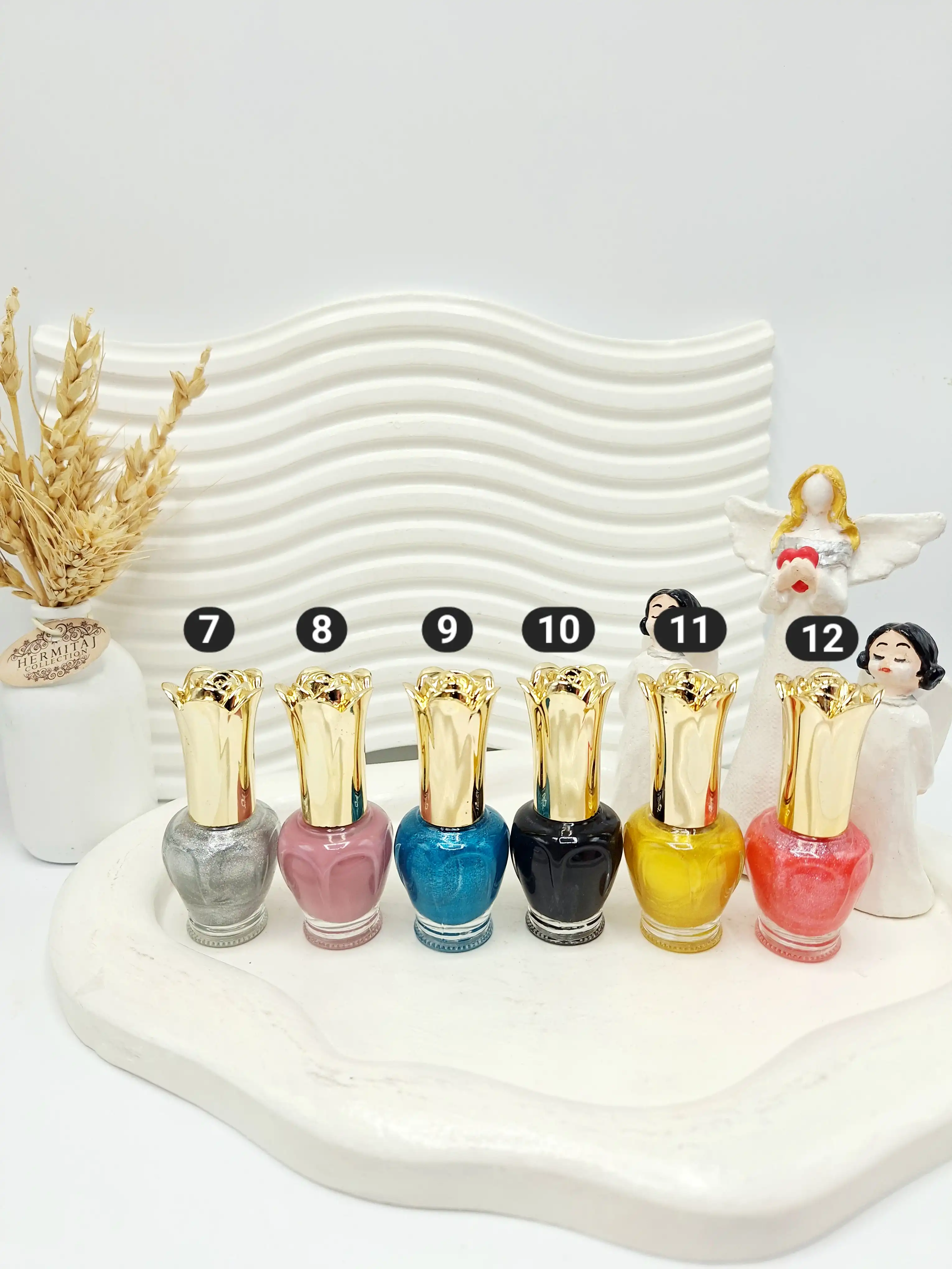 لاک ناخن طرح سر تاج گل کد 1007