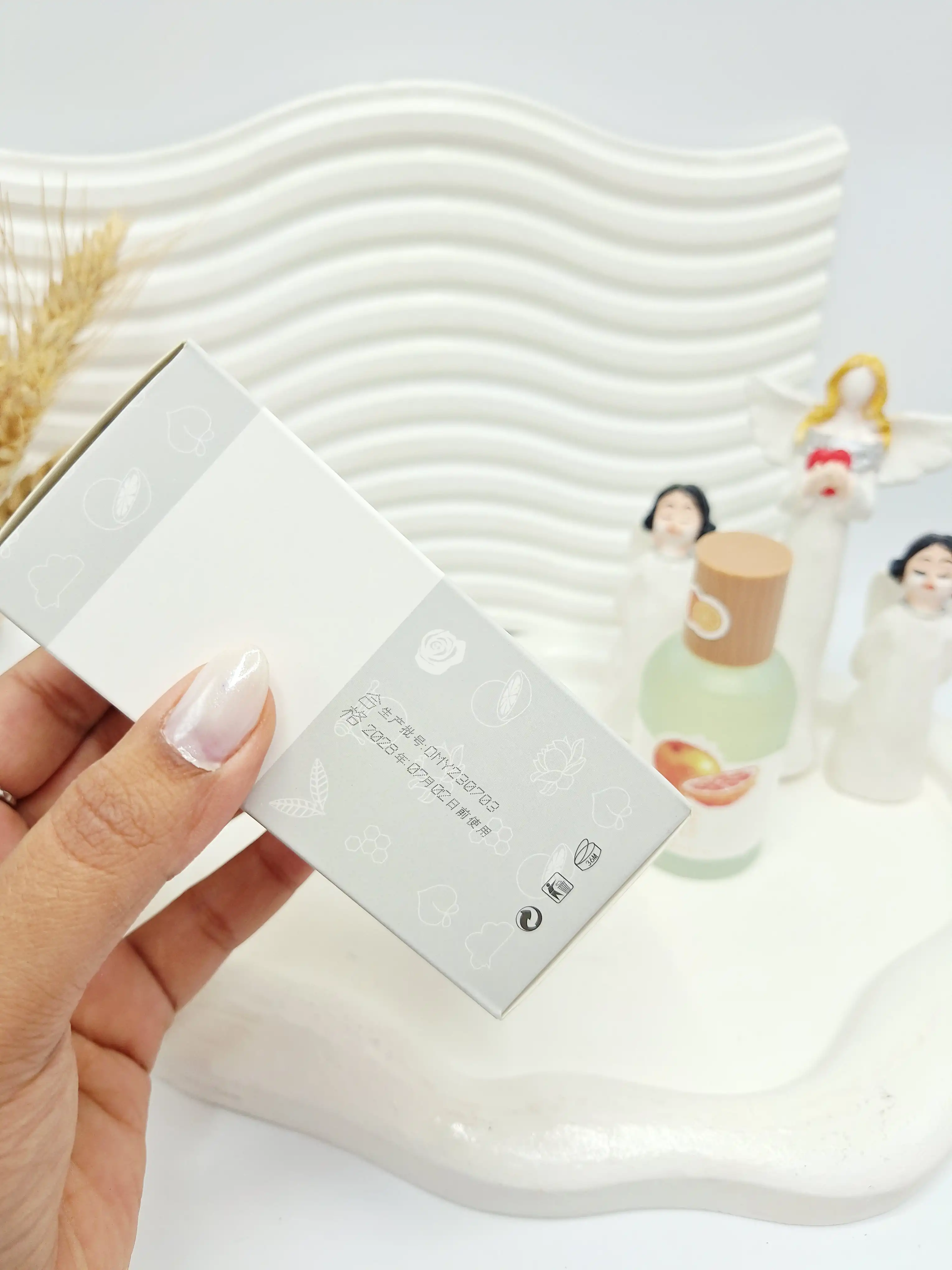 عطر بیکینی چوبی رایحه پرتقال حجم 50 میل