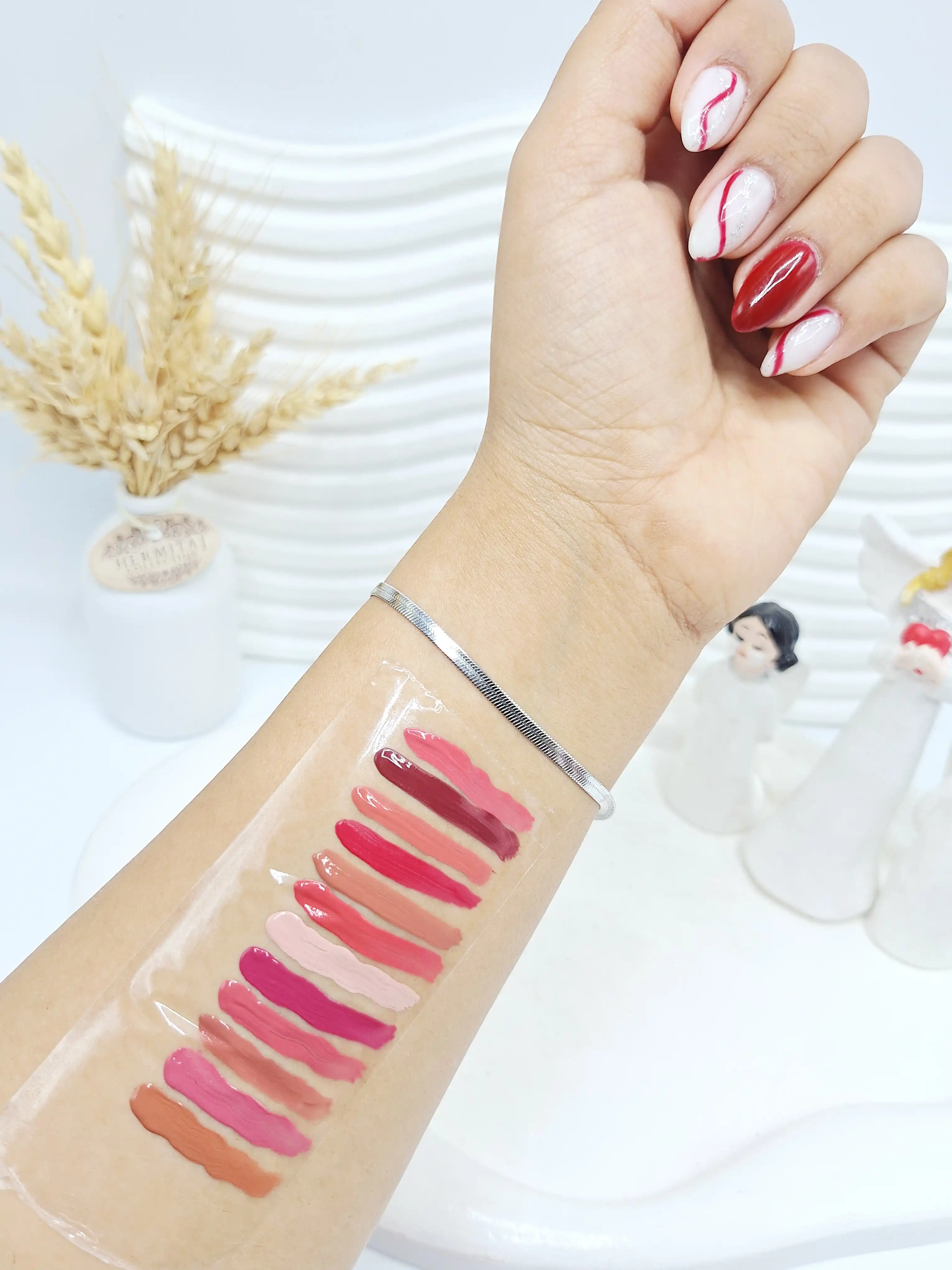 پک 24 تایی پرطرفدار رژ مایع کیفیت عالی و ضد آب برند اسنس کد 123