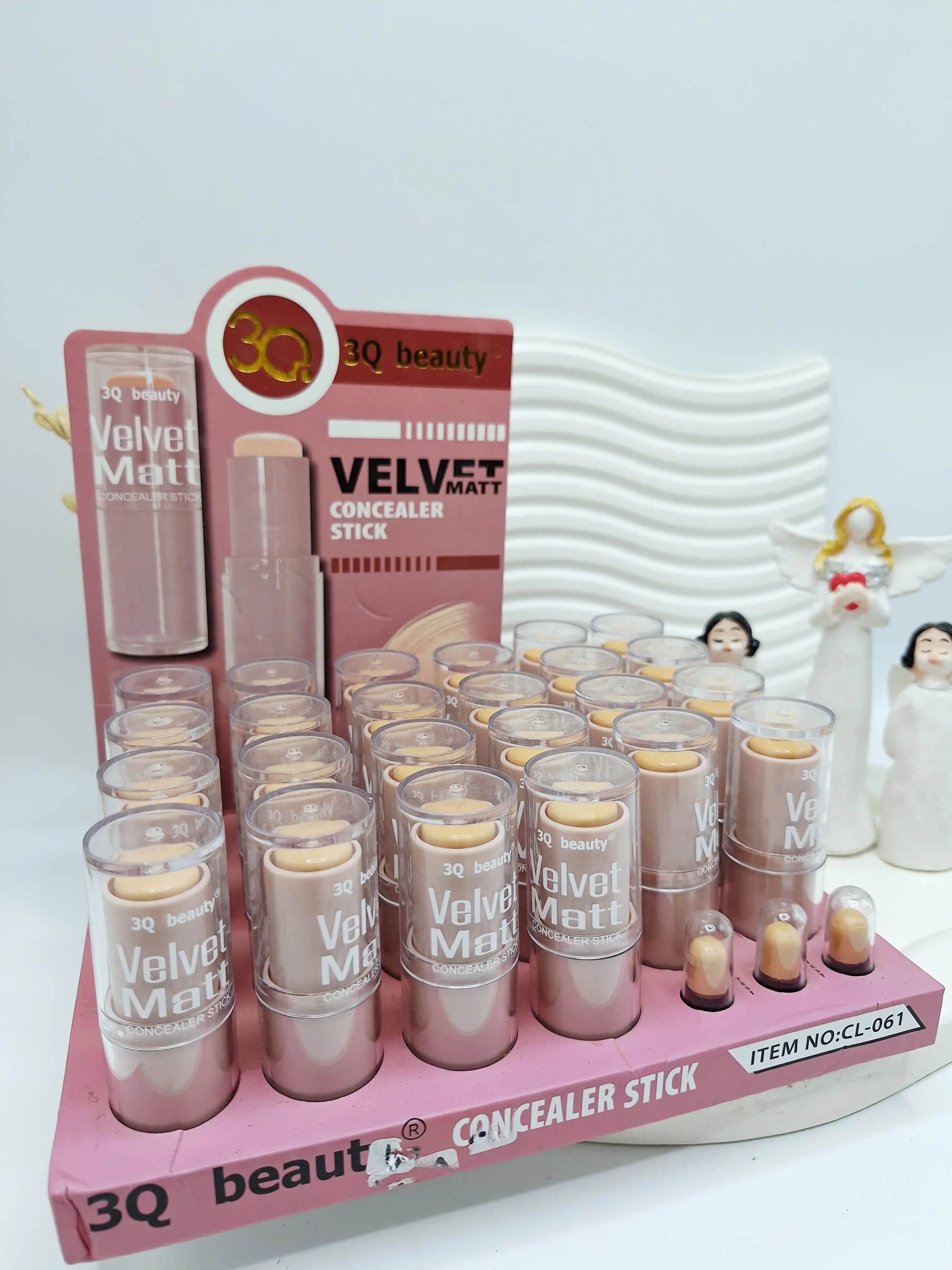 کانسیلر استیکی 30 beauty با کیفیت کد 061