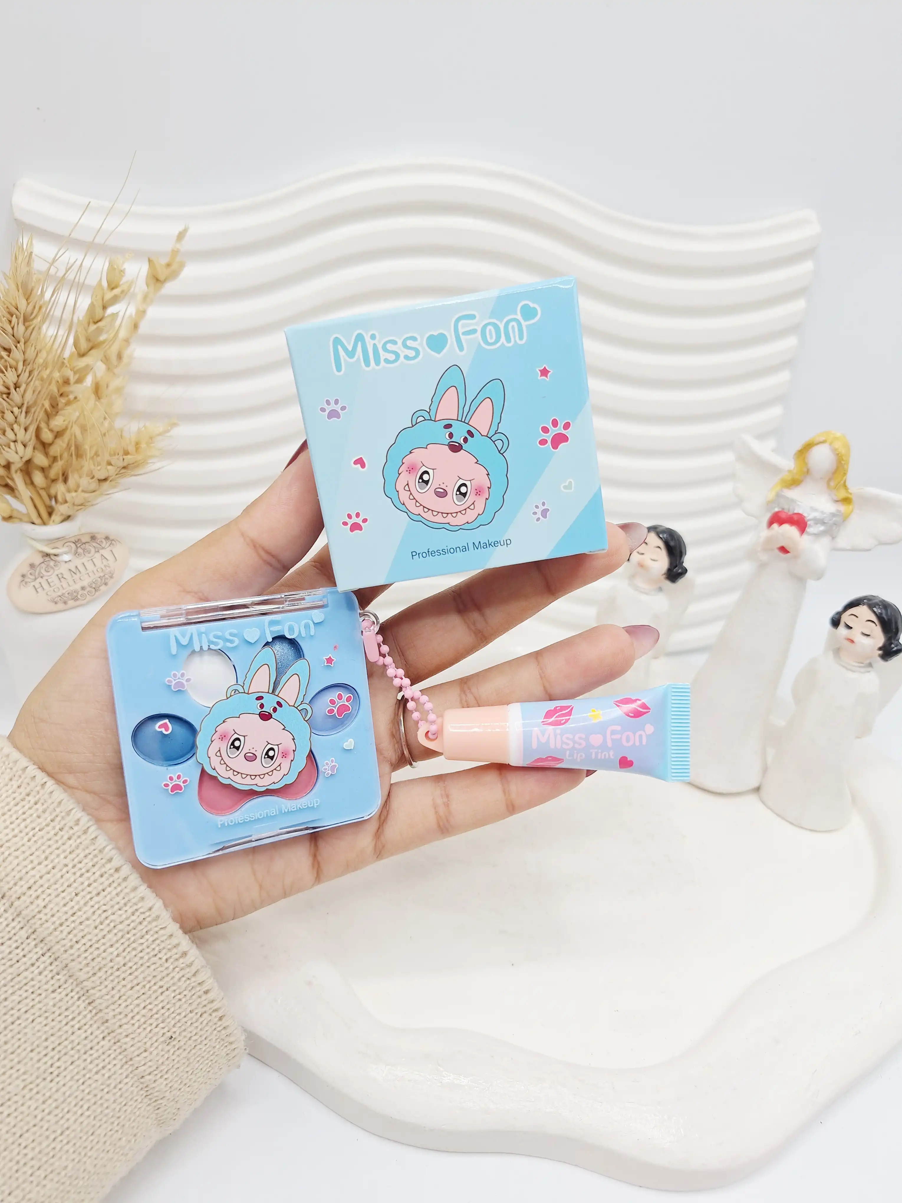 کیت 3 کاره پرطرفدار لبوبو شامل سایه چشم رژگونه و لیپ گلاس تیوپی