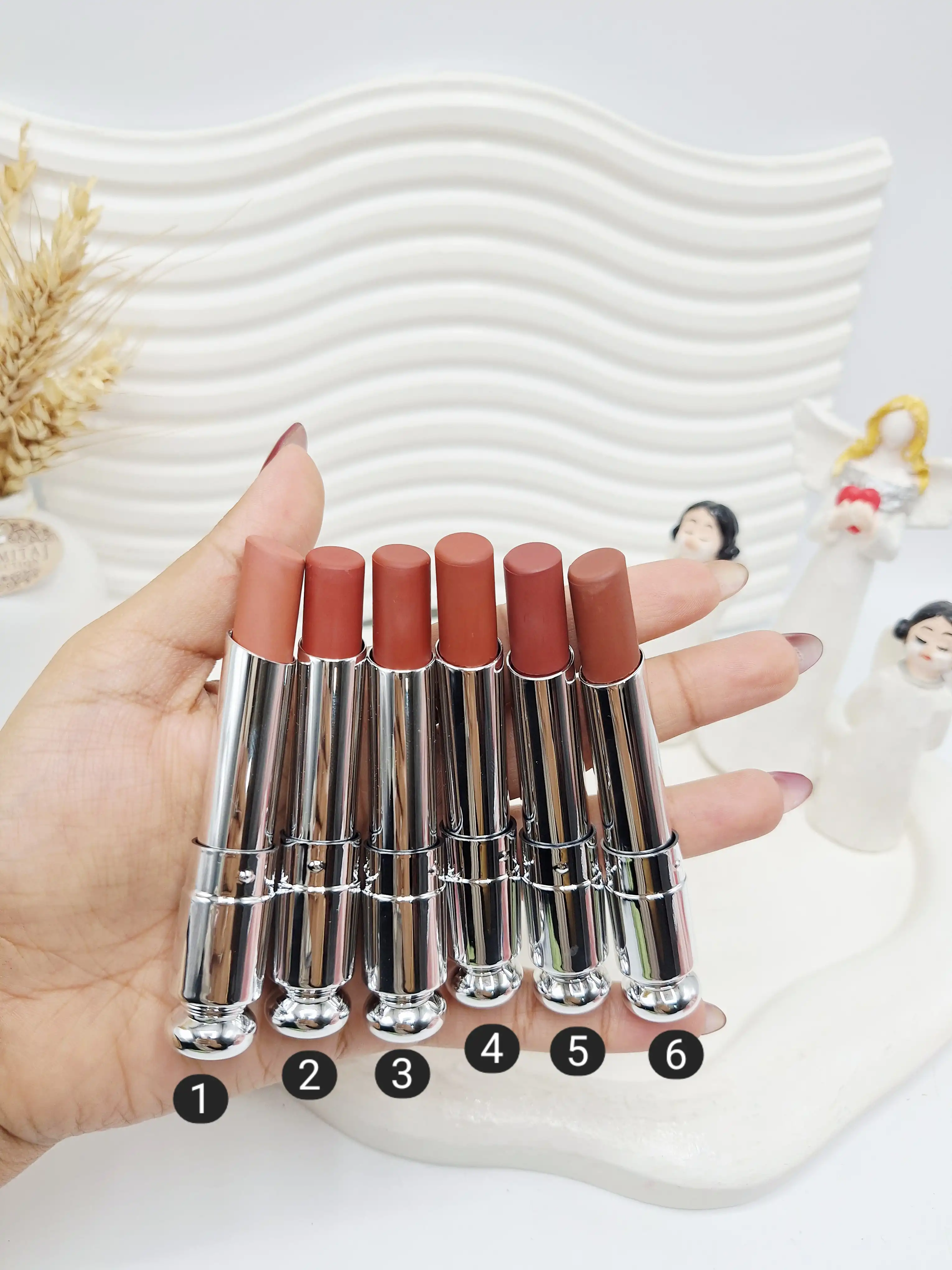 رژلب جامد مات دیور برند Drohoo کد ۲۳۱۵۳