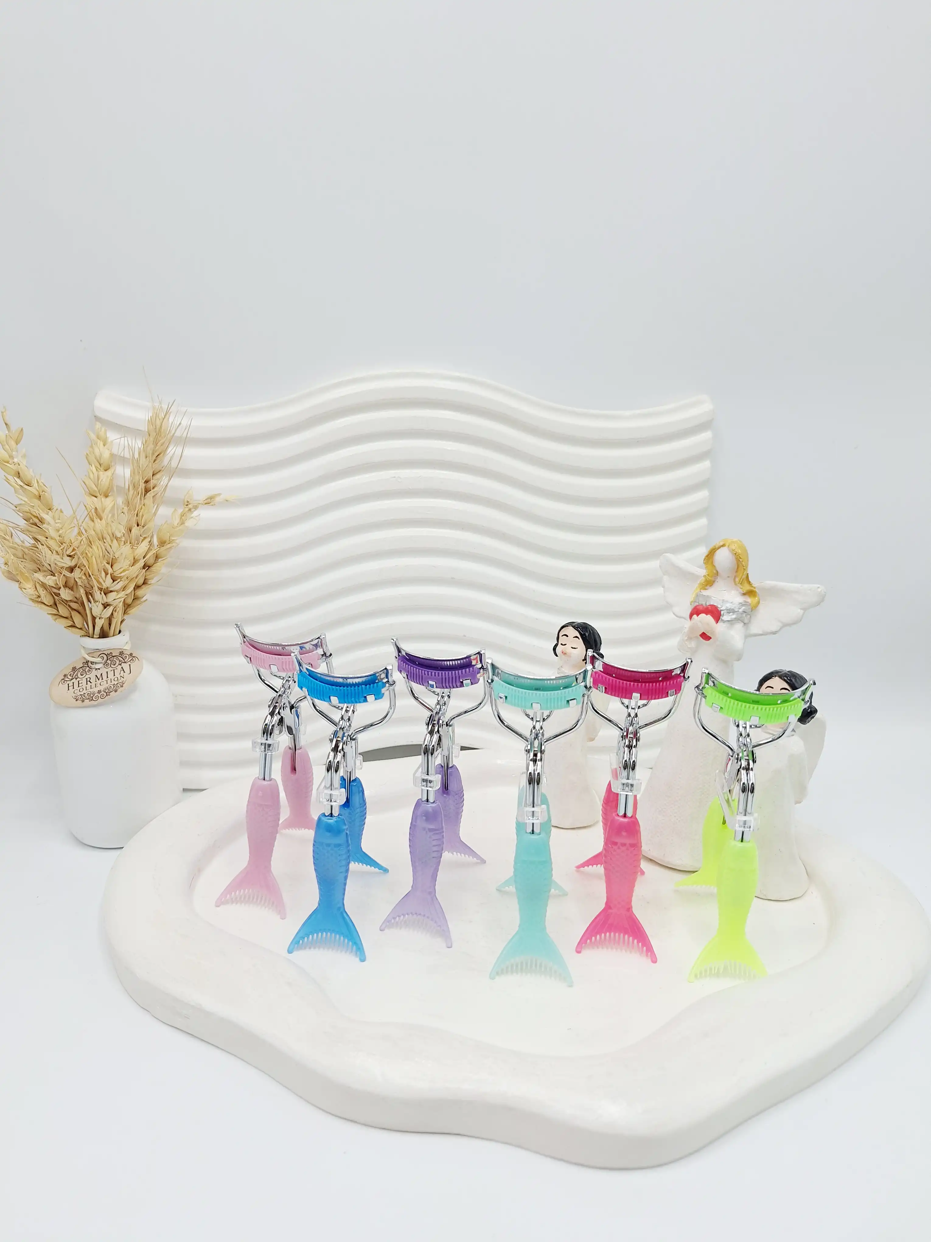 فرمژه دسته ماهی شانه دارفرمژه دسته ماهی شانه دار