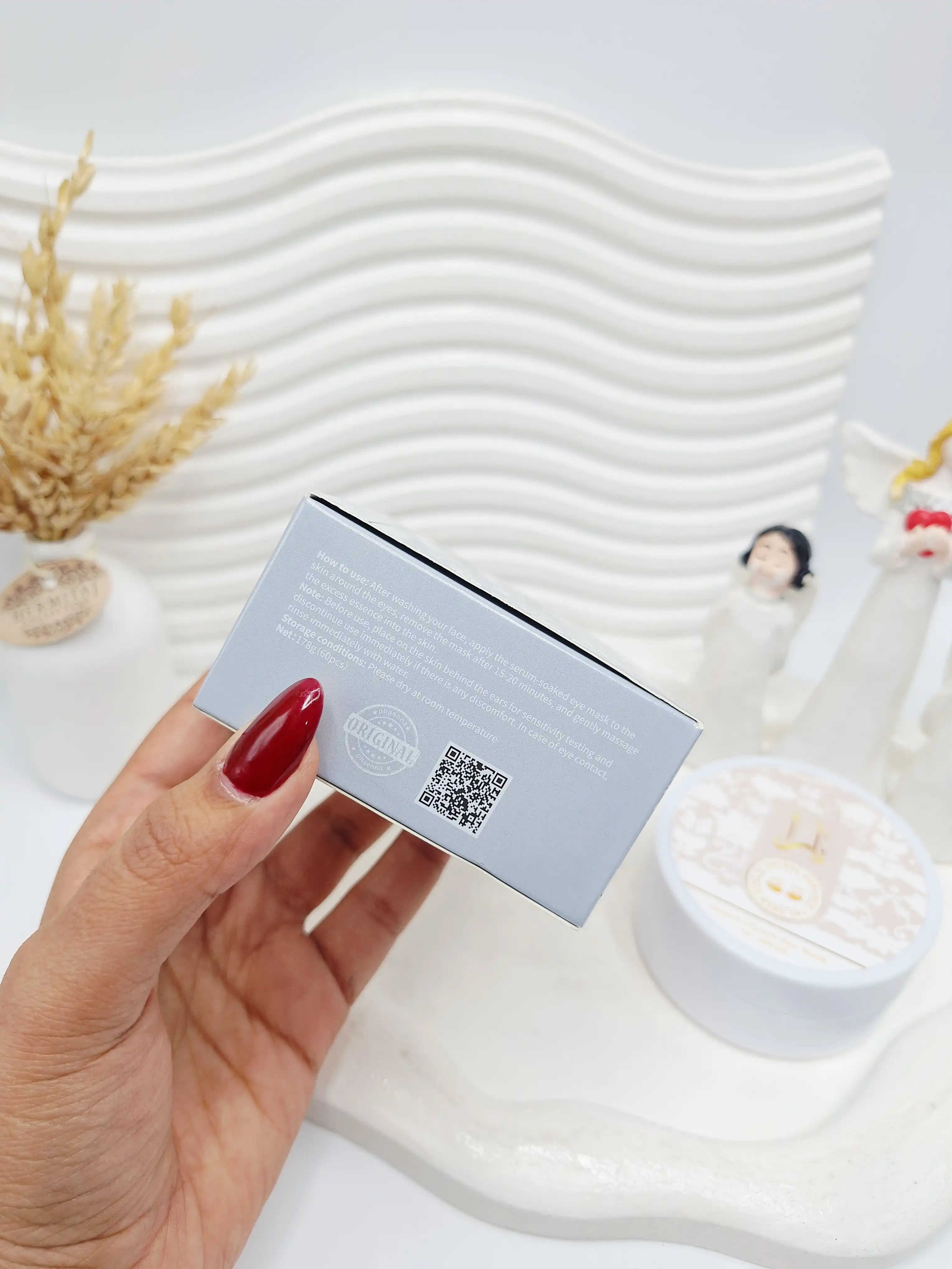 پچ زیر چشم طلا یارا (کارتن طوسی ) کد 028