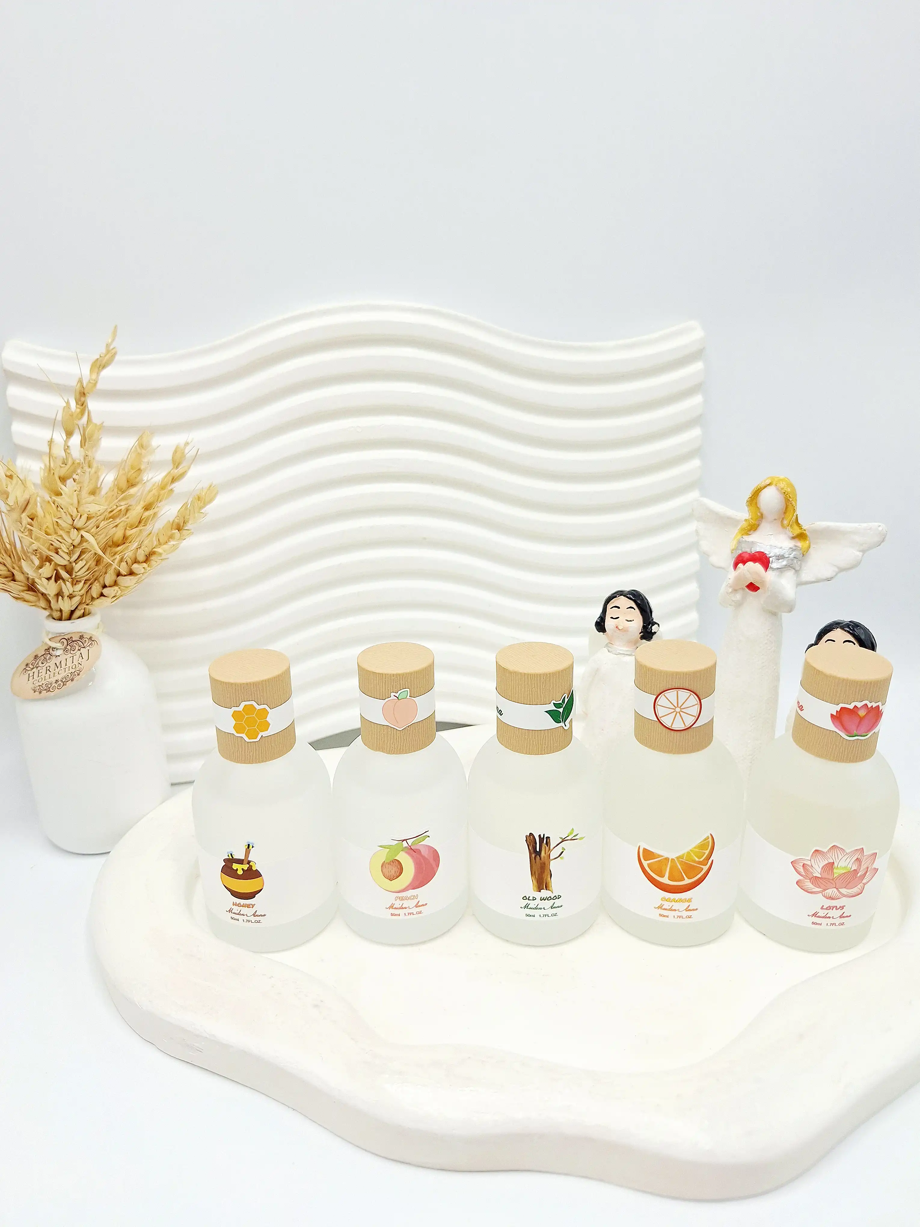 عطر بیکینی 50میل درب چوبی خوشبو با رایحه های مختلف برند میان کد 0259