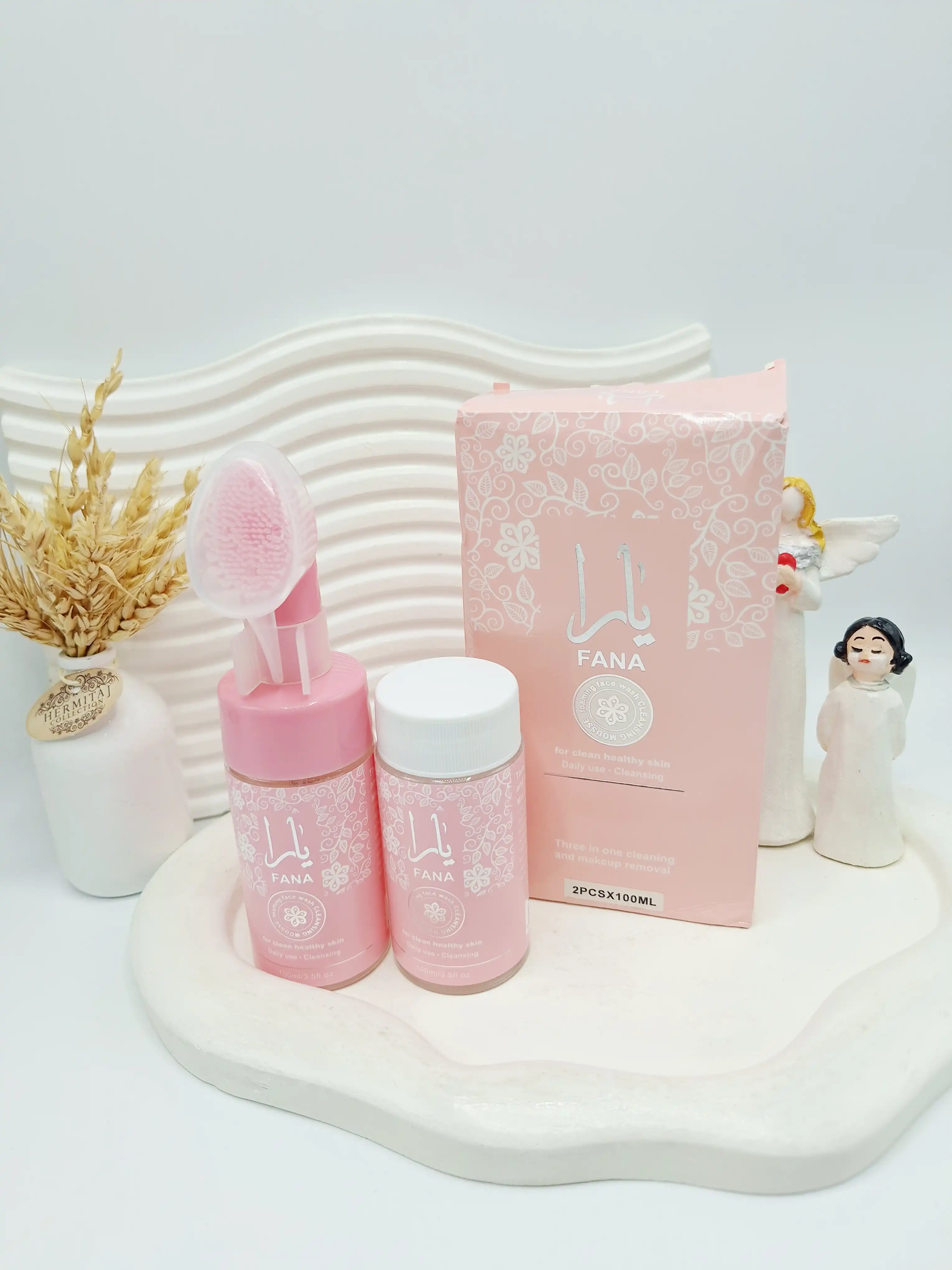 ست 2تایی شوینده صورت برند یارا کد8006