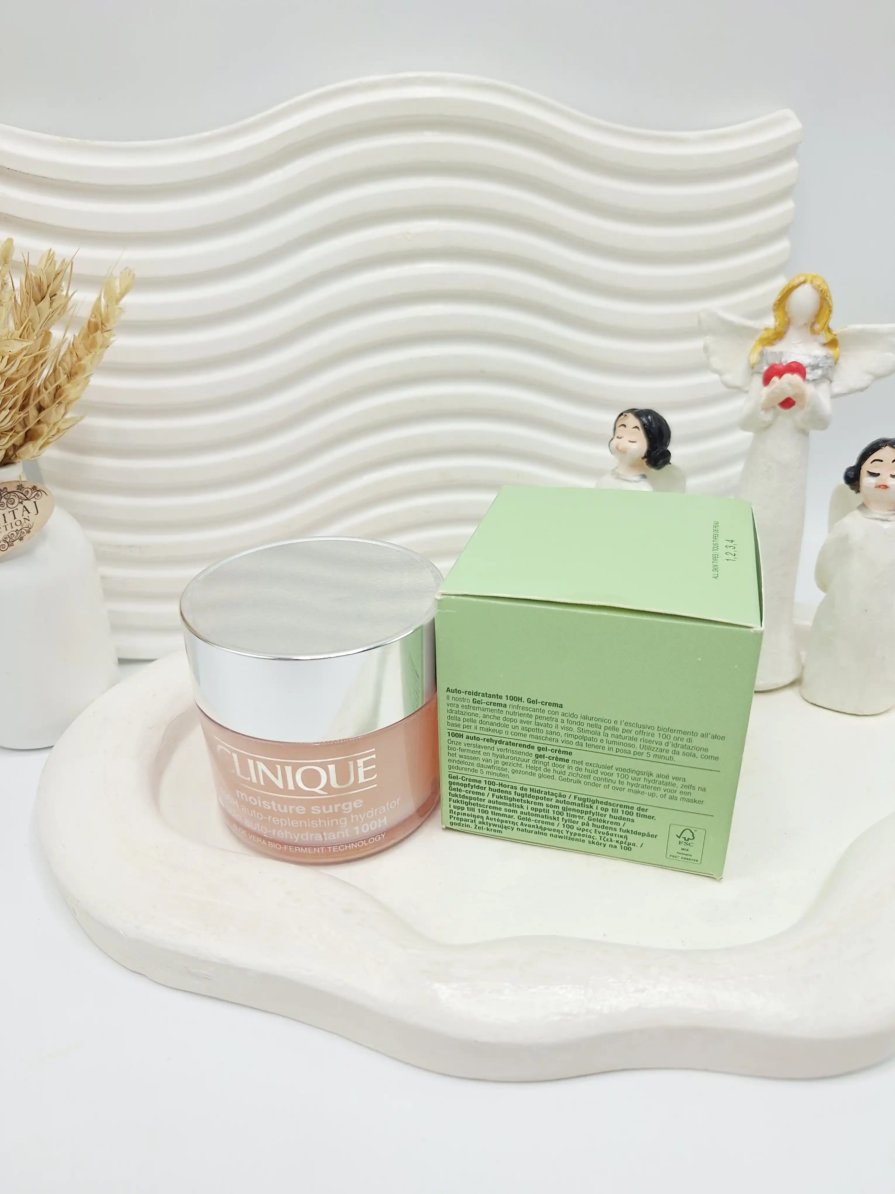 ژل کرم آبرسان ۱۰۰ ساعته کلینیک مدل Moisture Surge های کپی امارات کد 6695