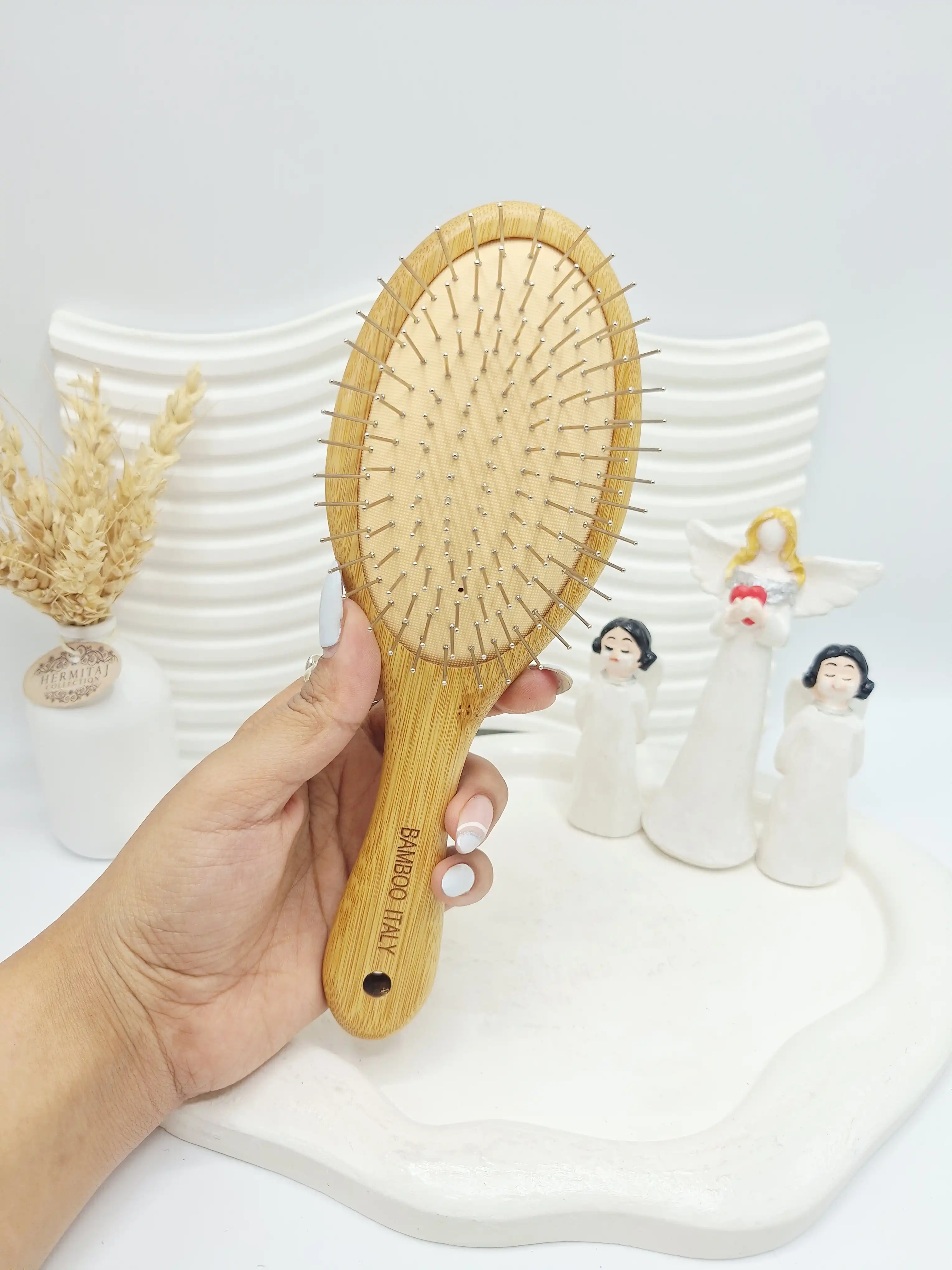 برس مو چوبی دندانه آهنی مدل دایره ای رنگ کرم