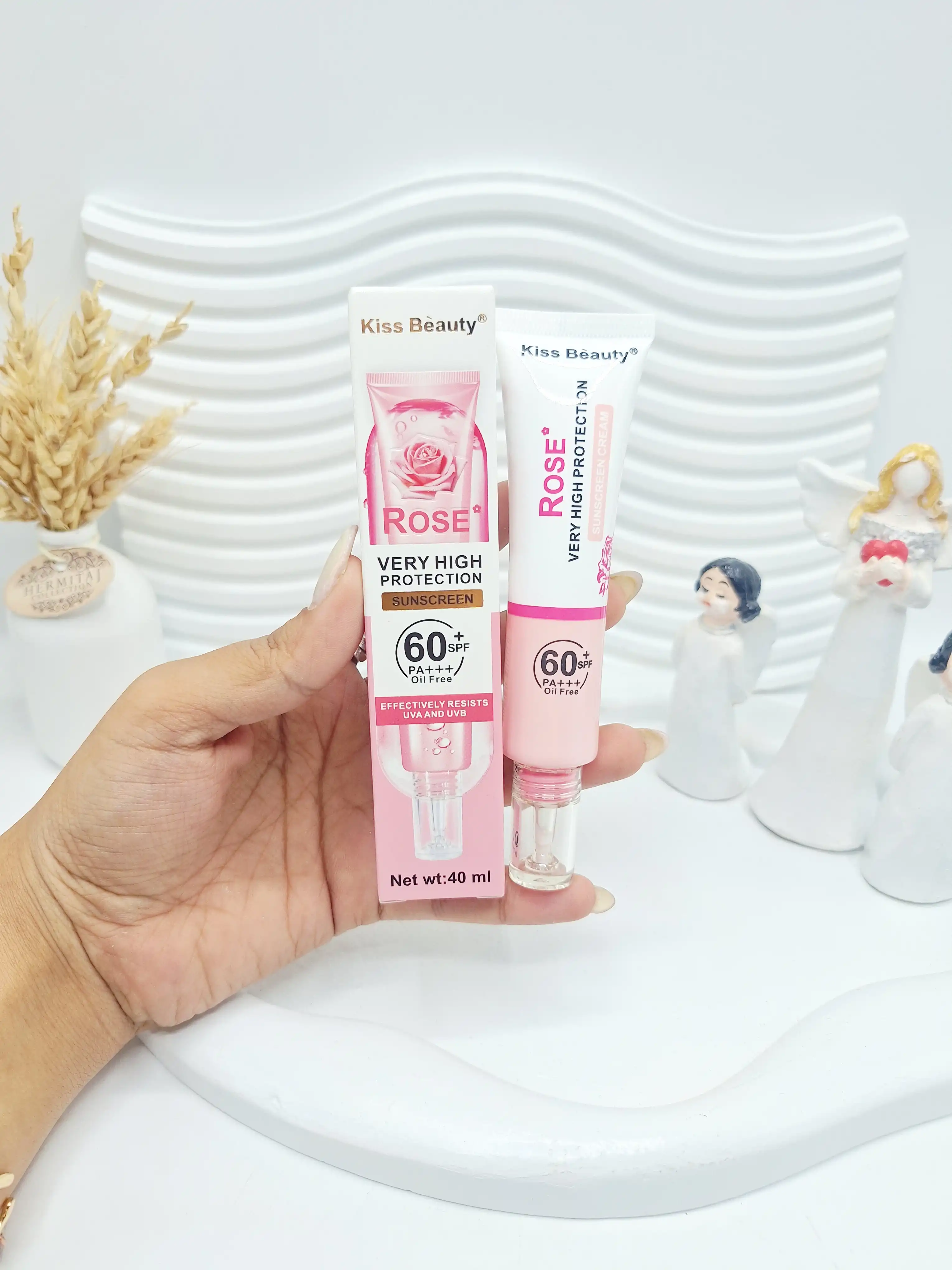 ضد آفتاب تیوپی گل رز SPF 60 برند کیس بیوتی کد 6988