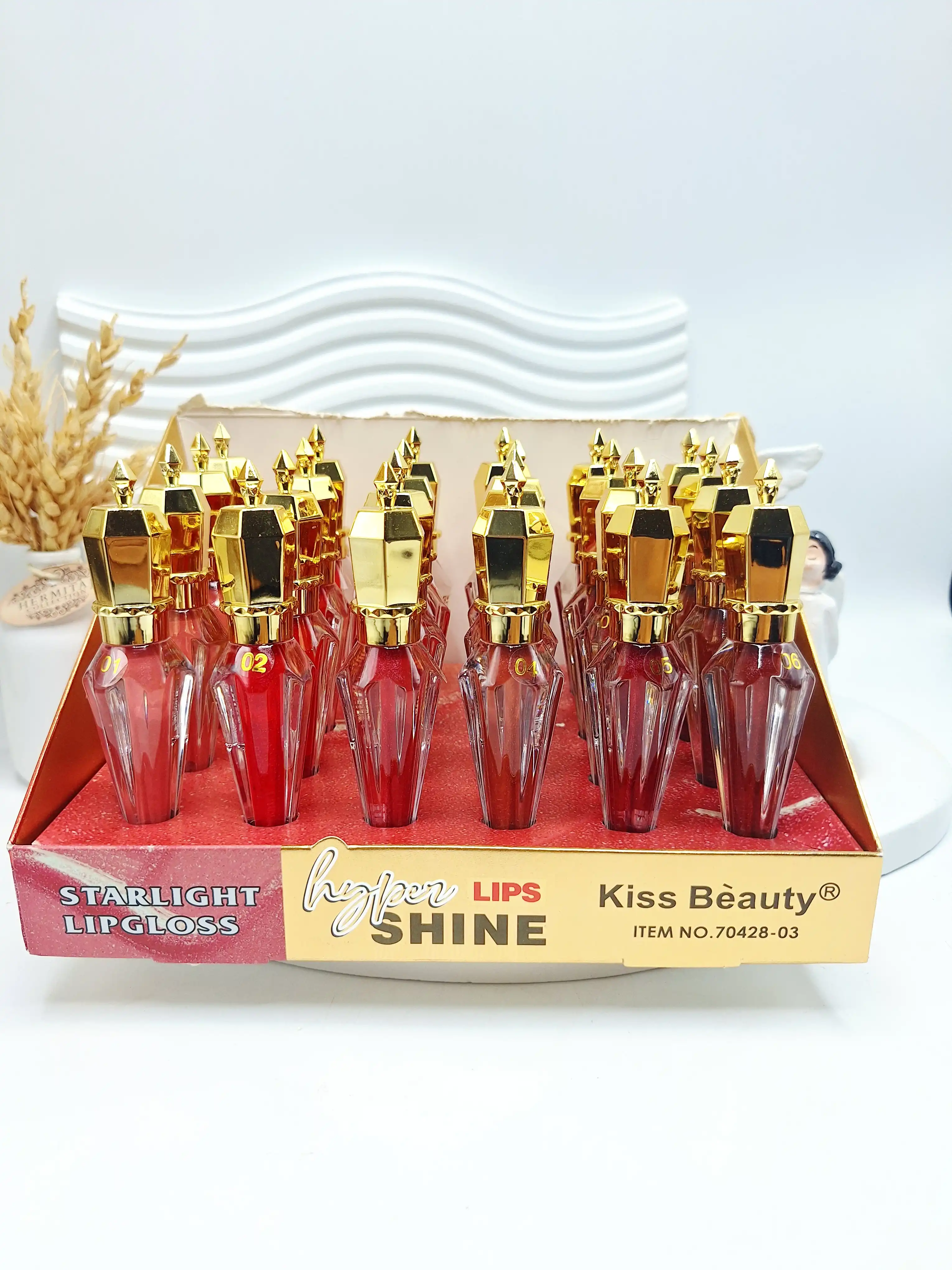 رژ لب مایع شاین دار الماسی جذاب برند کیس بیوتی کد 70428