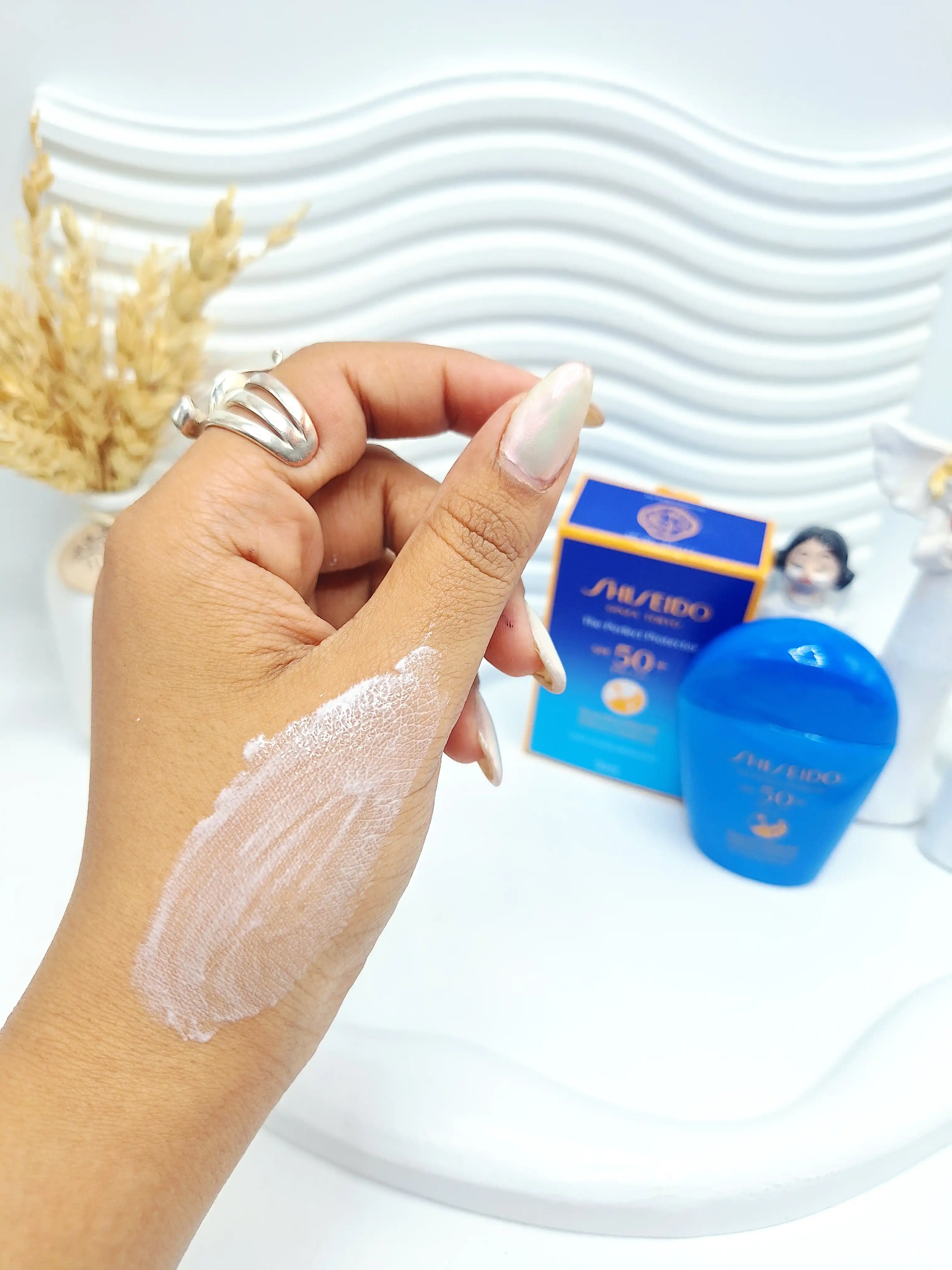 ضد آفتاب بی رنگ SPF 50 برند SHISEIDO کد 5678