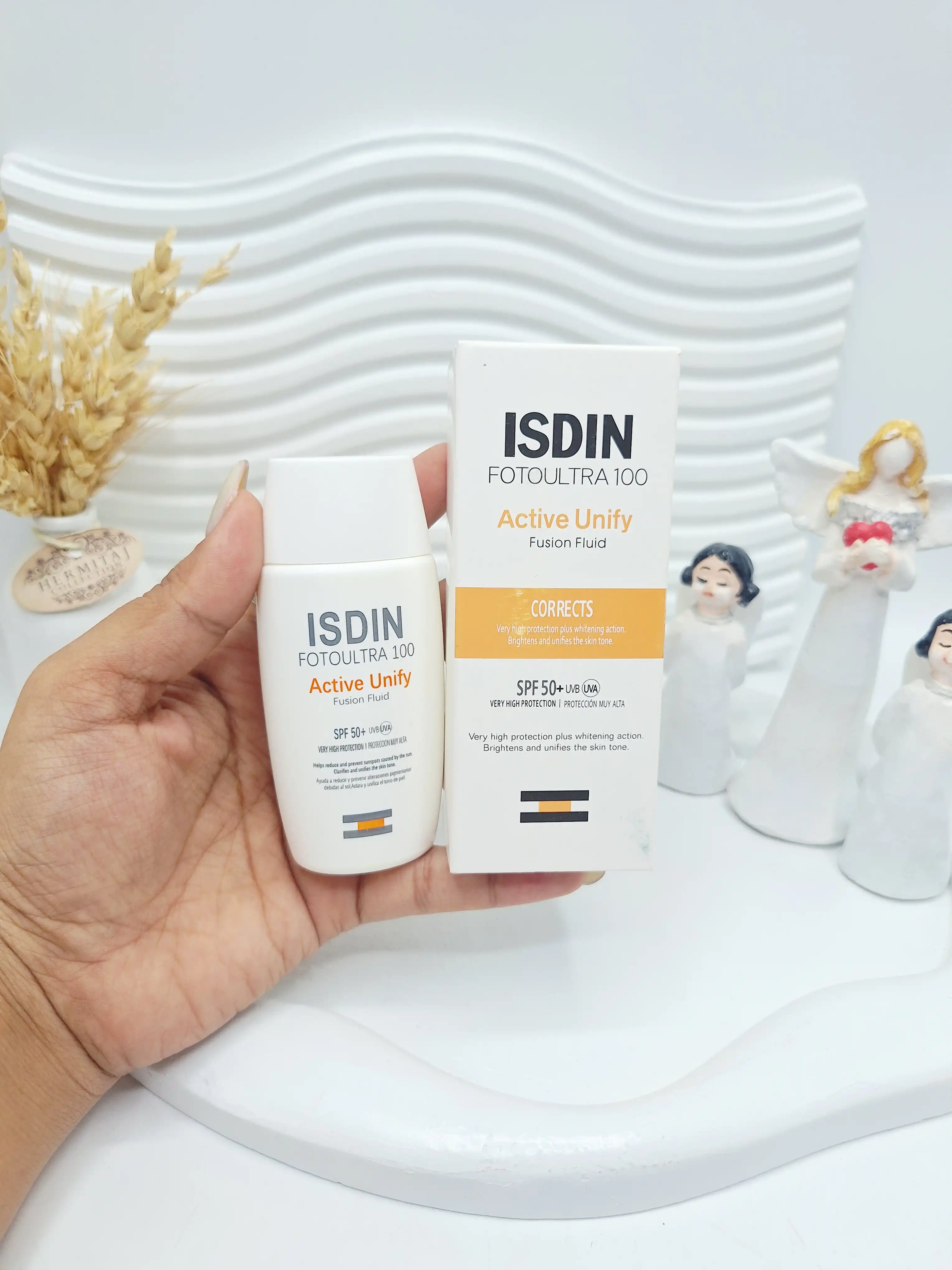 ضد آفتاب بی رنگ ایزدین SPF 50 کد 5833