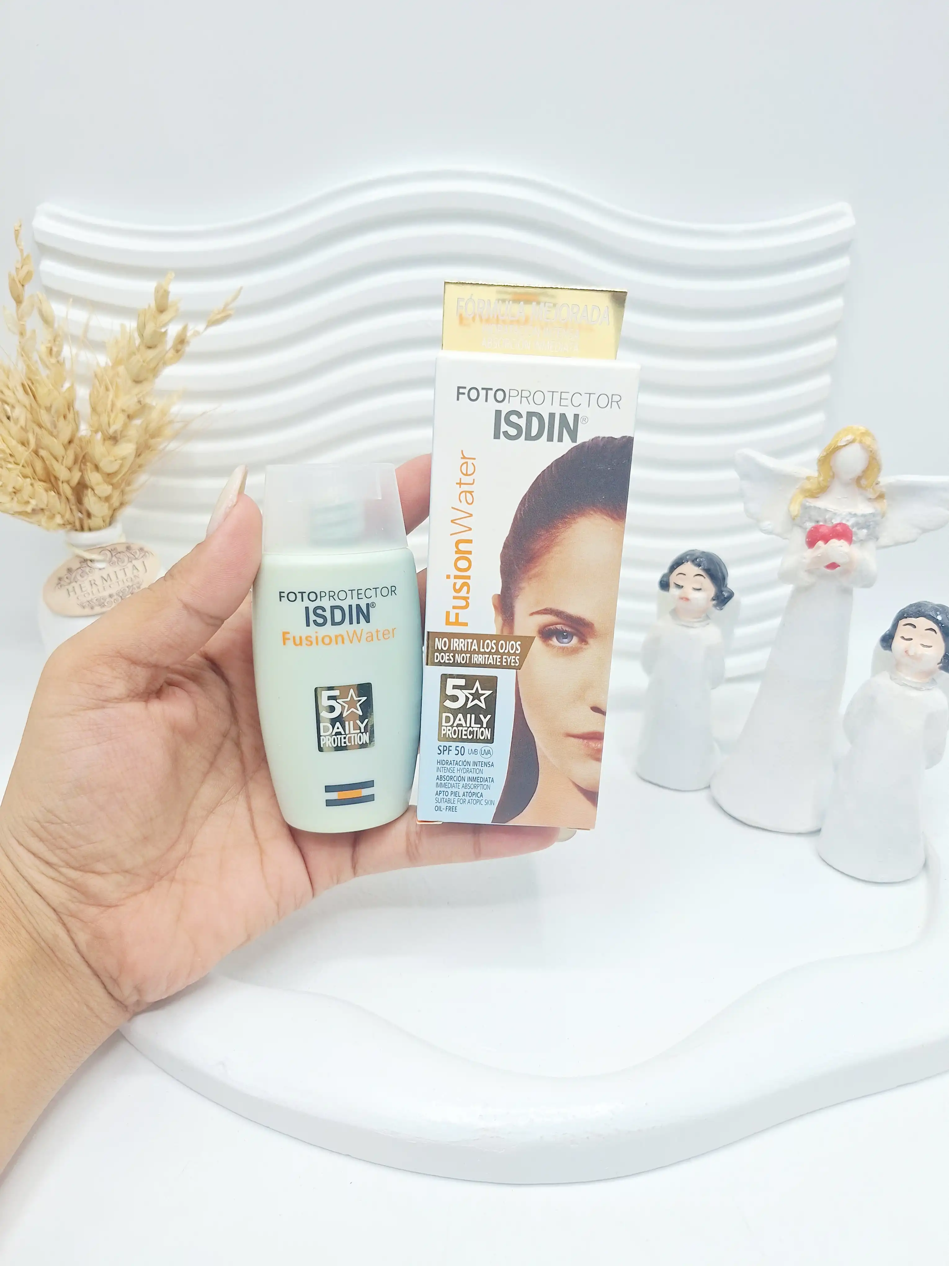 ضد آفتاب مناسب پوست چرب ومختلط SPF 50 برند فیوژن ایزدین کد 8577