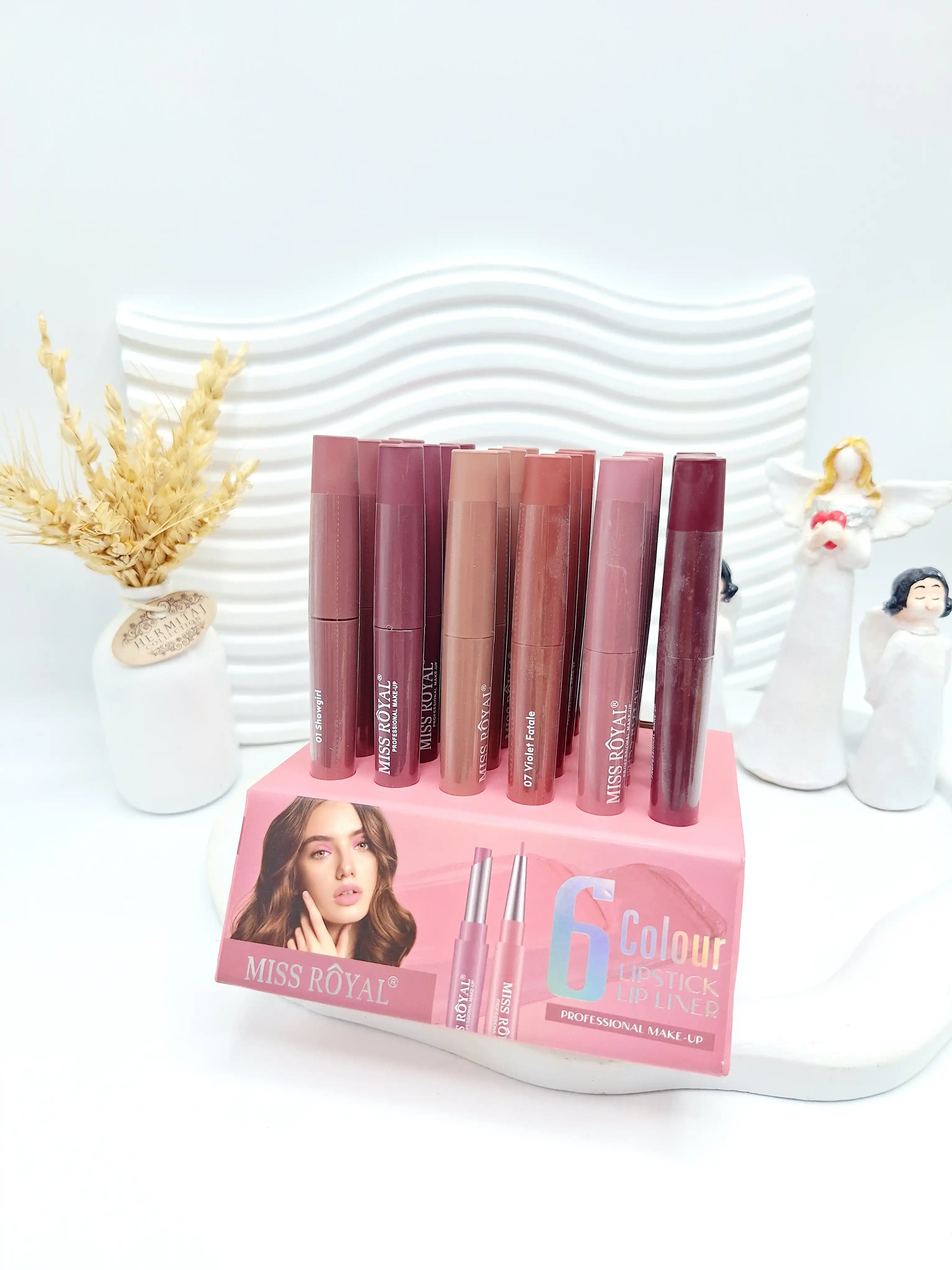 خط لب و رژ لب دو طرفه خوش رنگ برند MISS ROYAL کد 22763