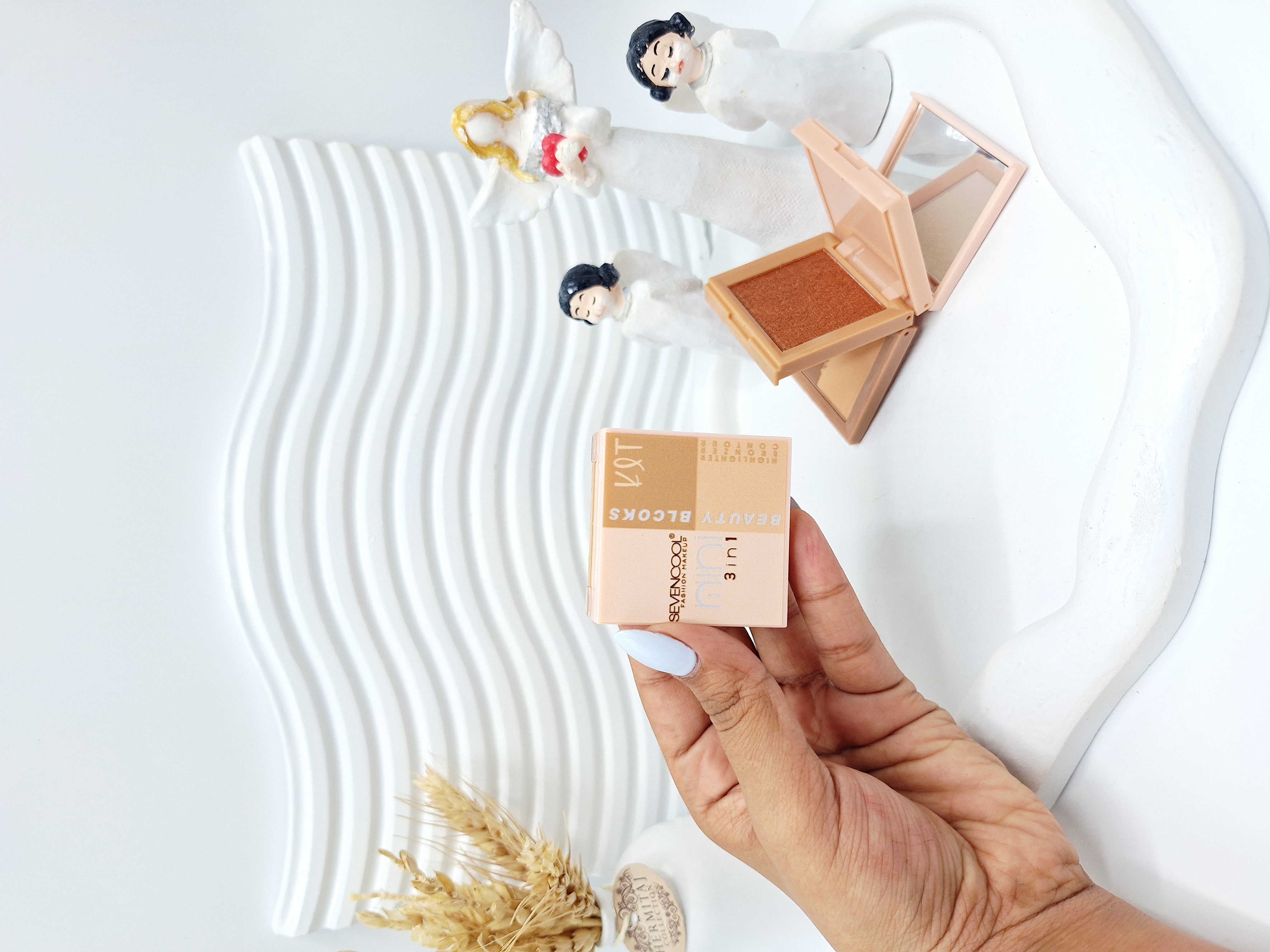 پالت سه‌کاره هایلایتر و کانتور  و کانسیلر سون کول SEVENCOOOL مدل Beauty Blocks کد 891
