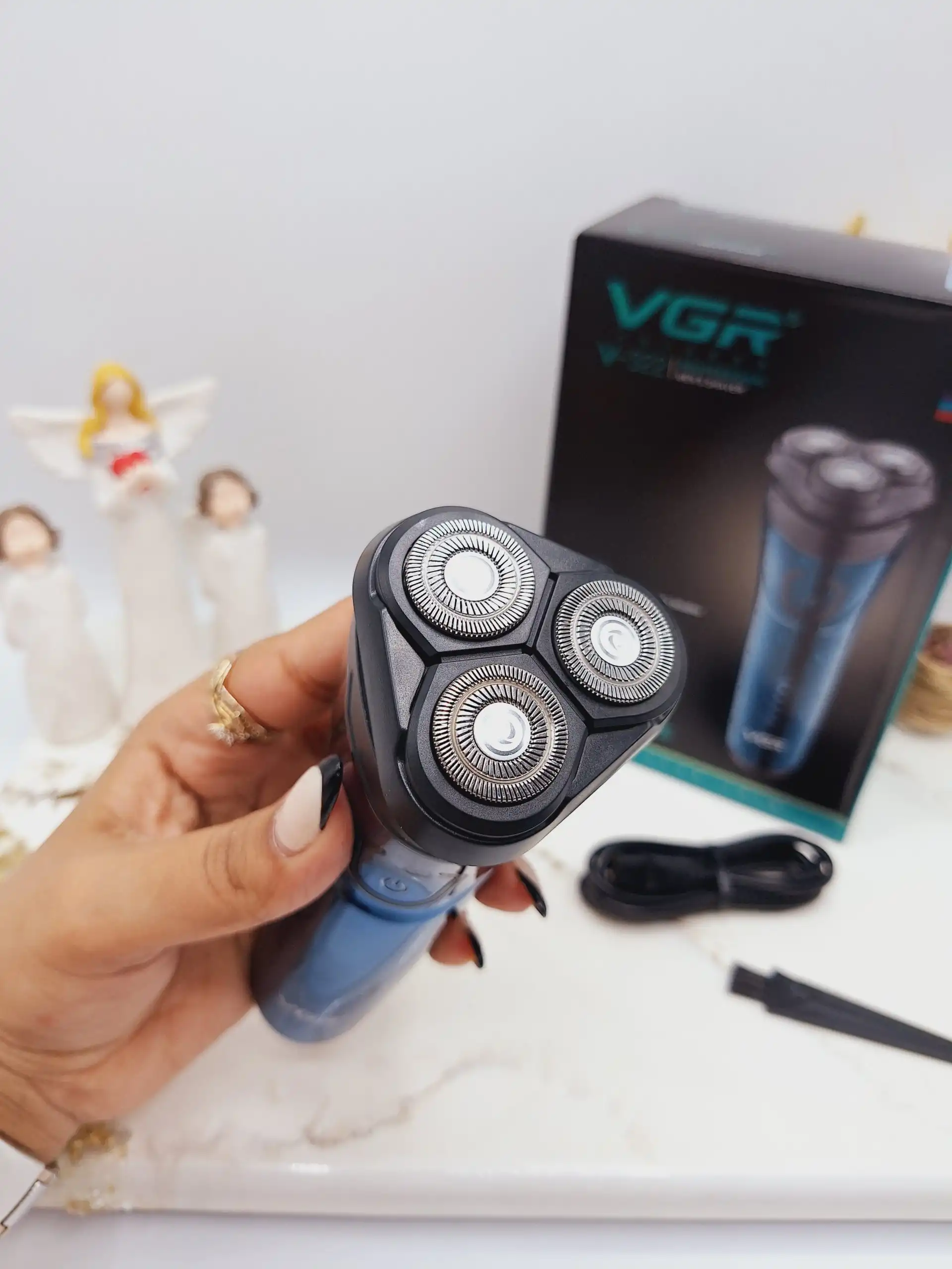 ماشین اصلاح وی جی آر VGR مدل V-322
