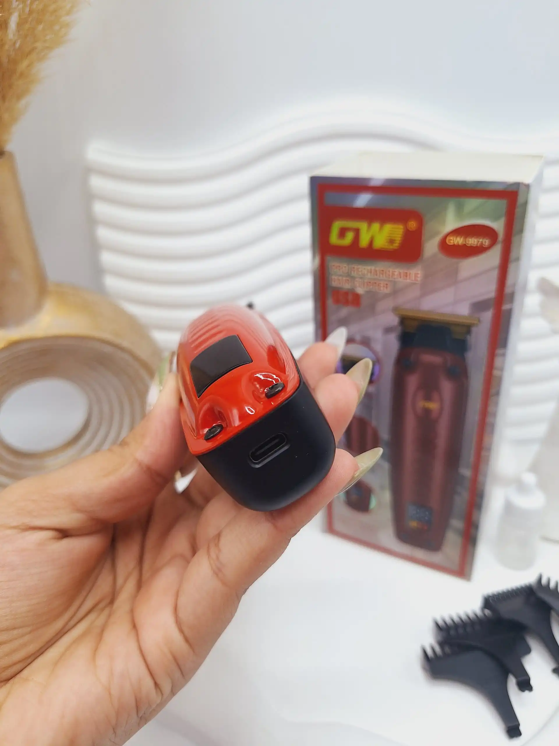 ماشین اصلاح و خط زن جی دبلیومدل GW-9979
