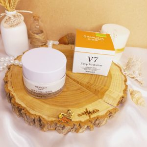 کرم آبرسان و سفید کننده پوست مدل ۷ ویتامینه بیوآکوا BIOAQUA V7