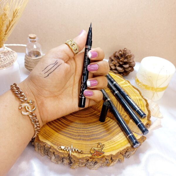 خط چشم ضد آب ماژیکی مک سری Real pen Eyeliner