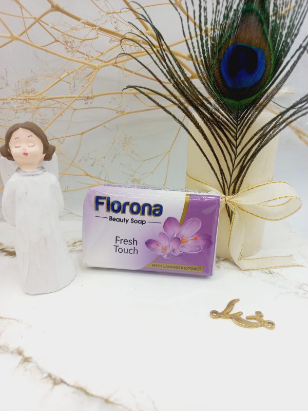 صابون 100 درصد گیاهی حاوی اسطوخودوس برند فلورونا FLORONA 2