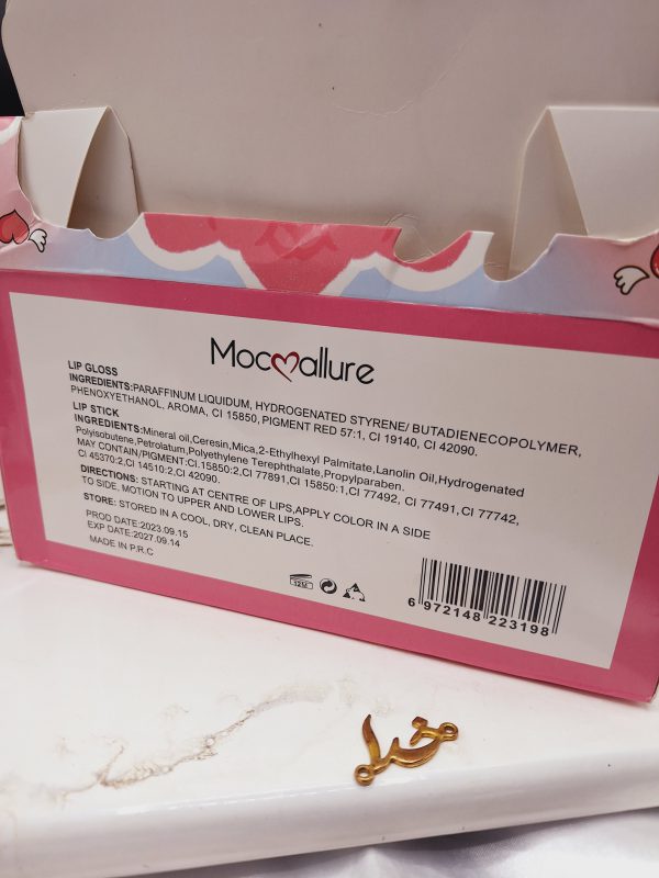 لیپ گلاس و بالم لب همراه با کش مو فانتزی موکالره Mocallure کد Moc 319 3